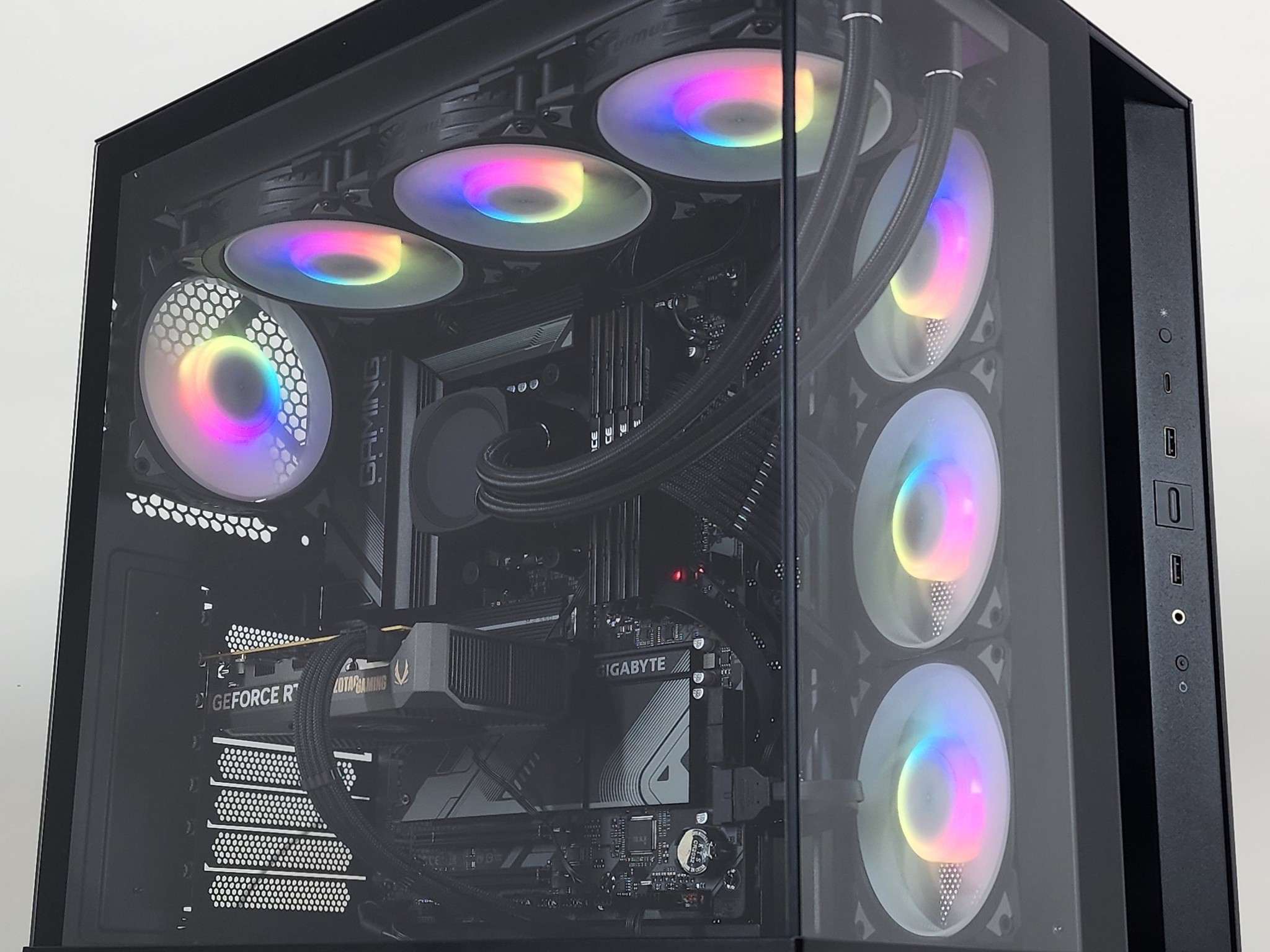 Gaming PC Ryzen 5 9600X 32GB RAM 1TB SSD RTX 5060  8GB Windows 11 Computer