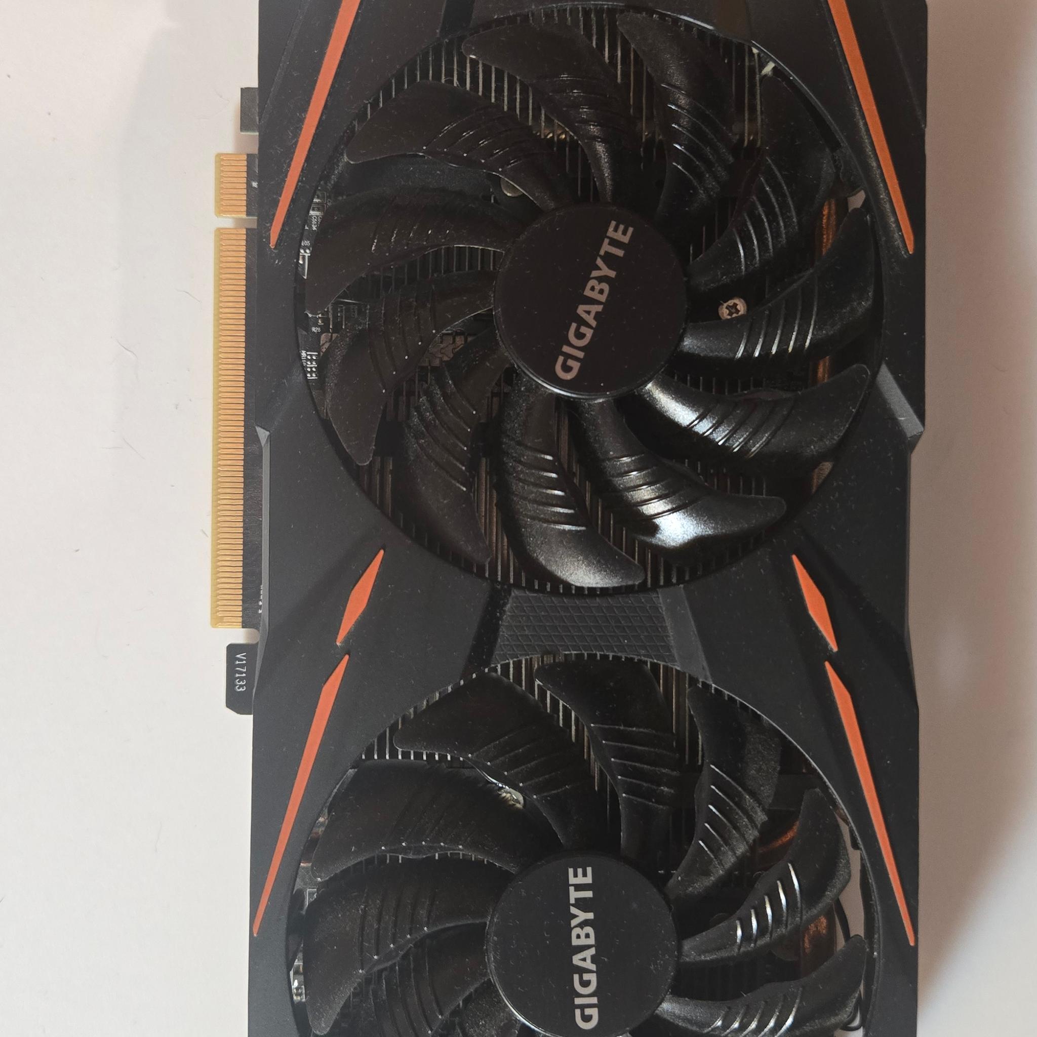 GIGABYTE GV-RX570GAMING-4GD