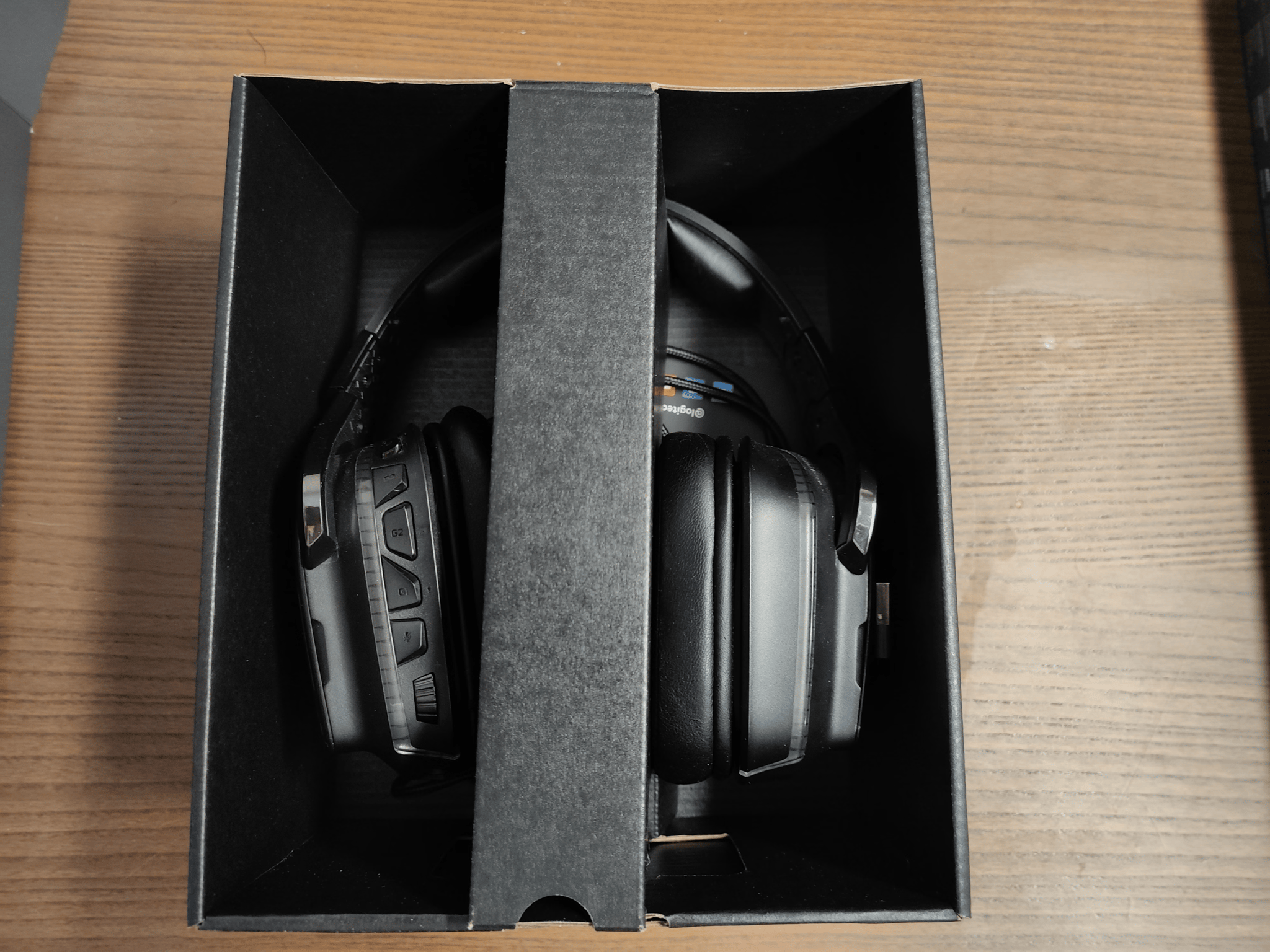 Logitech G935 7.1 Channel Wireless Headset with Lightsync