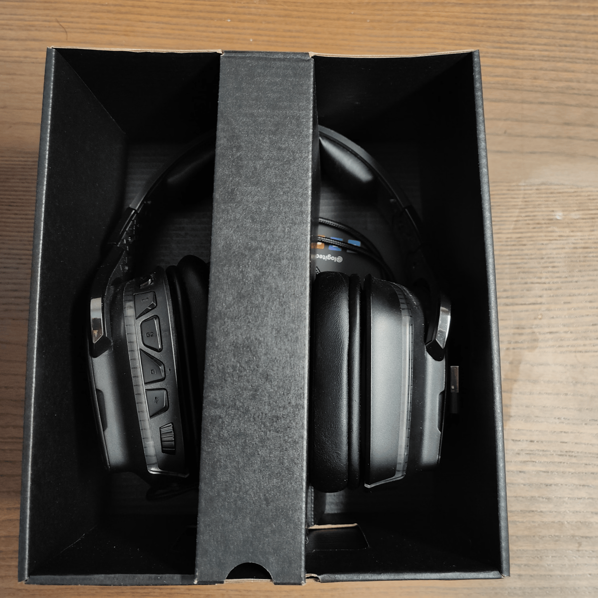 Logitech G935 7.1 Channel Wireless Headset with Lightsync