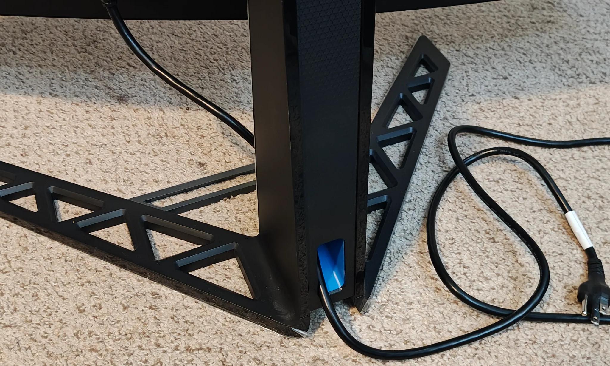 Lenovo Legion T7 Gaming PC: Intel Core i7 13700KF | Nvidia Geforce RTX 4080 | 64GB RAM | 2TB SSD FS!