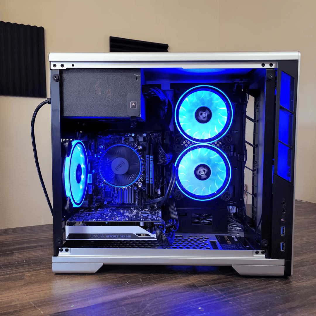  Intel Core i5 4570 // Nvidia GeForce GTX 950 // 16GB 1600MHz