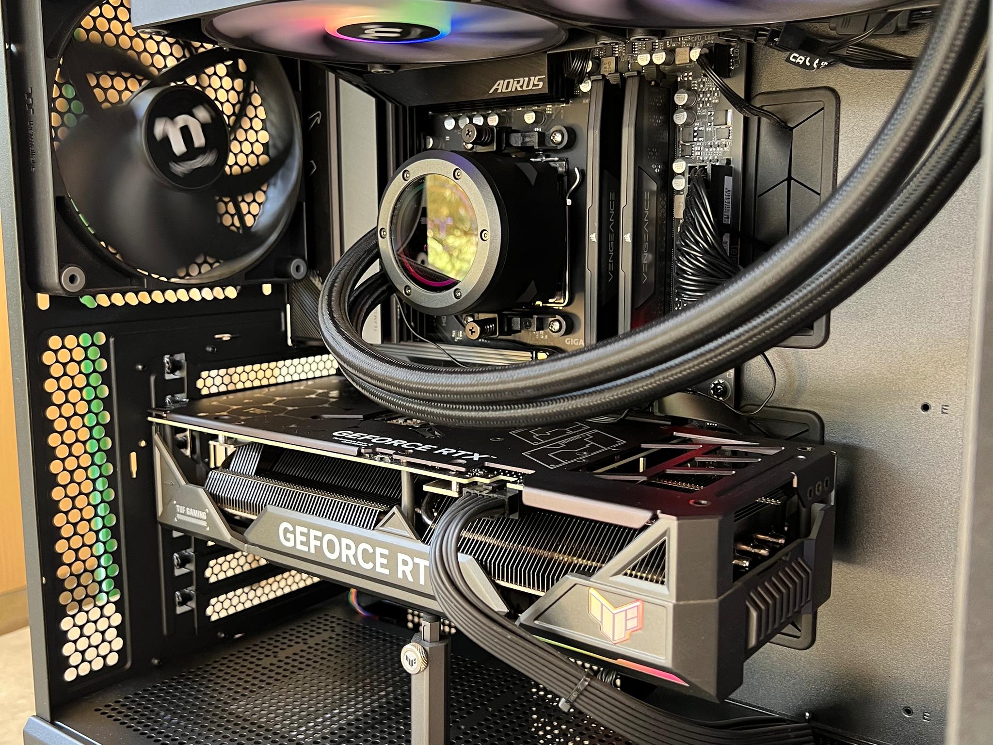 Gaming pc | Rtx 4070 Ti Super | Ryzen 7 9700x | 32GB 6000Mhz Corsair ram | 2TB 990 Pro | RM850e