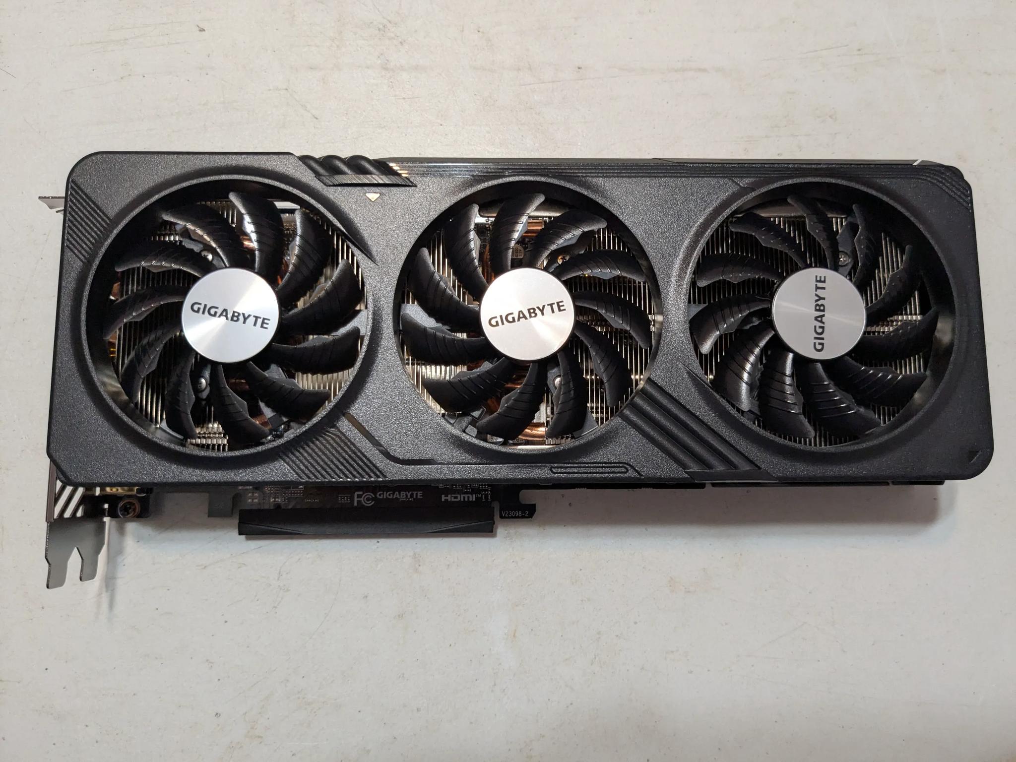 Gigabyte 7600 XT