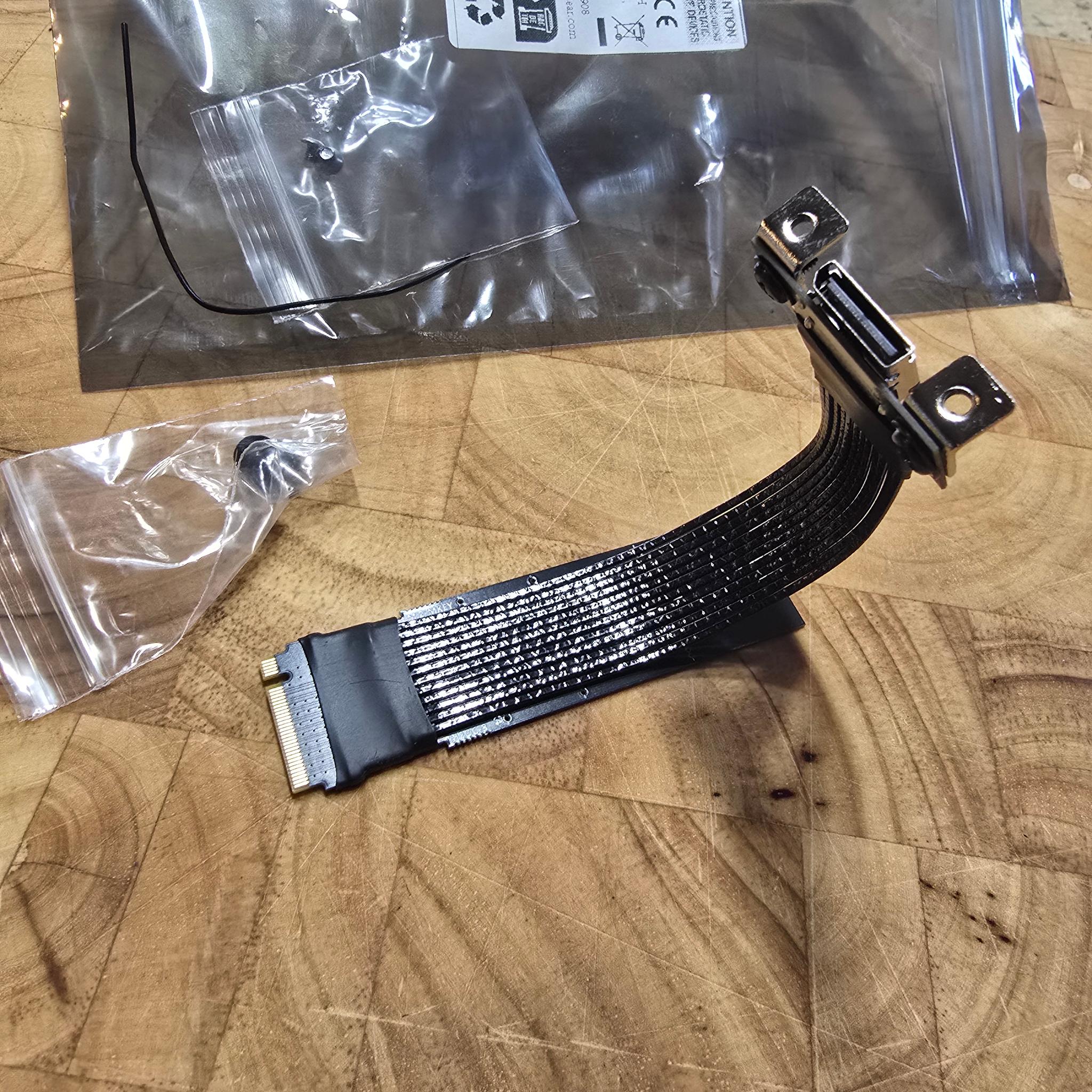 M.2 NVMe M Key to Oculink 4i SFF8611 Extension Cable PCIe4.0 X4 Gen3 4 comp w/ T10 SAS-4 SFF-8612