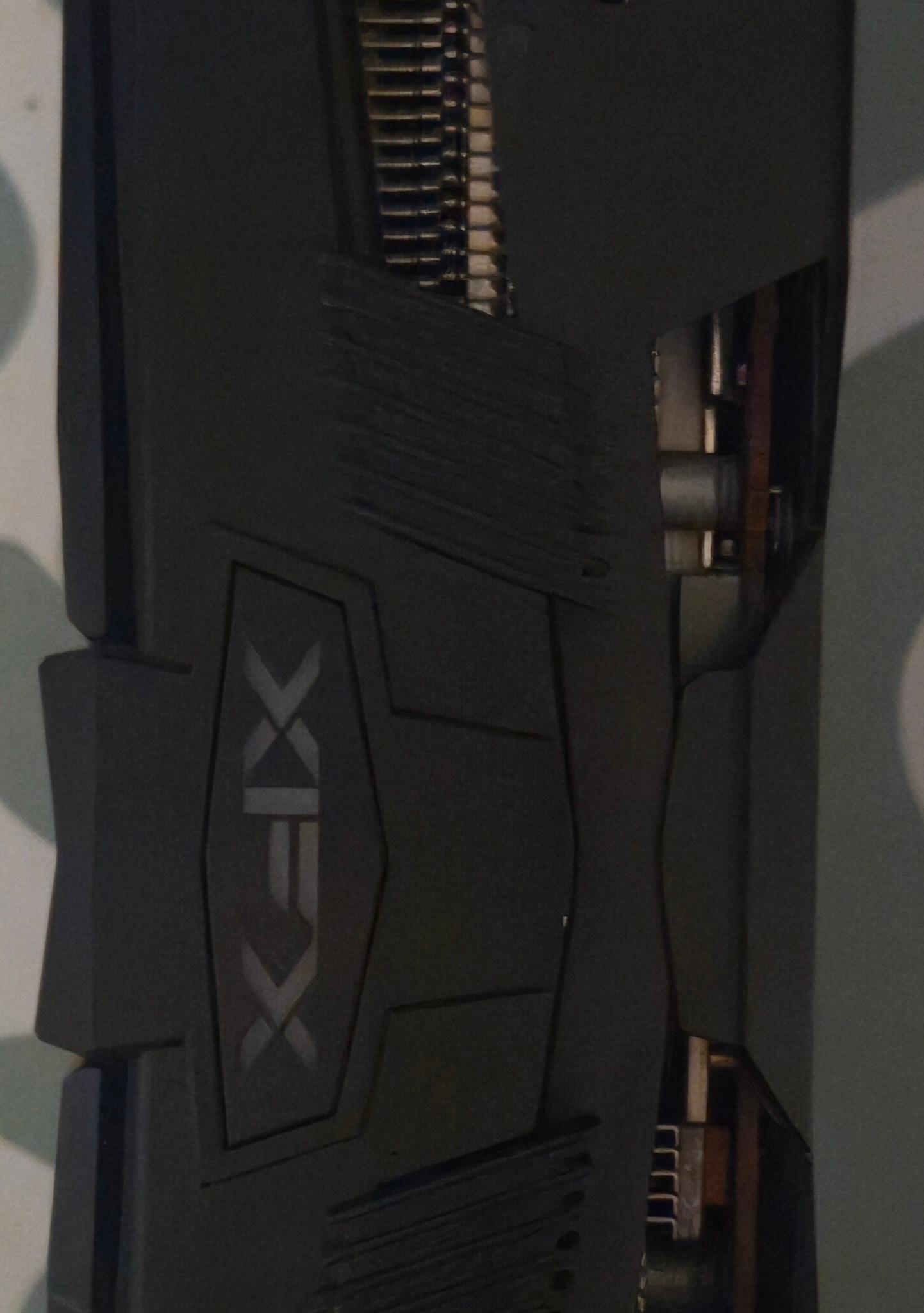 XFX RAW II Radeon RX 5700 XT