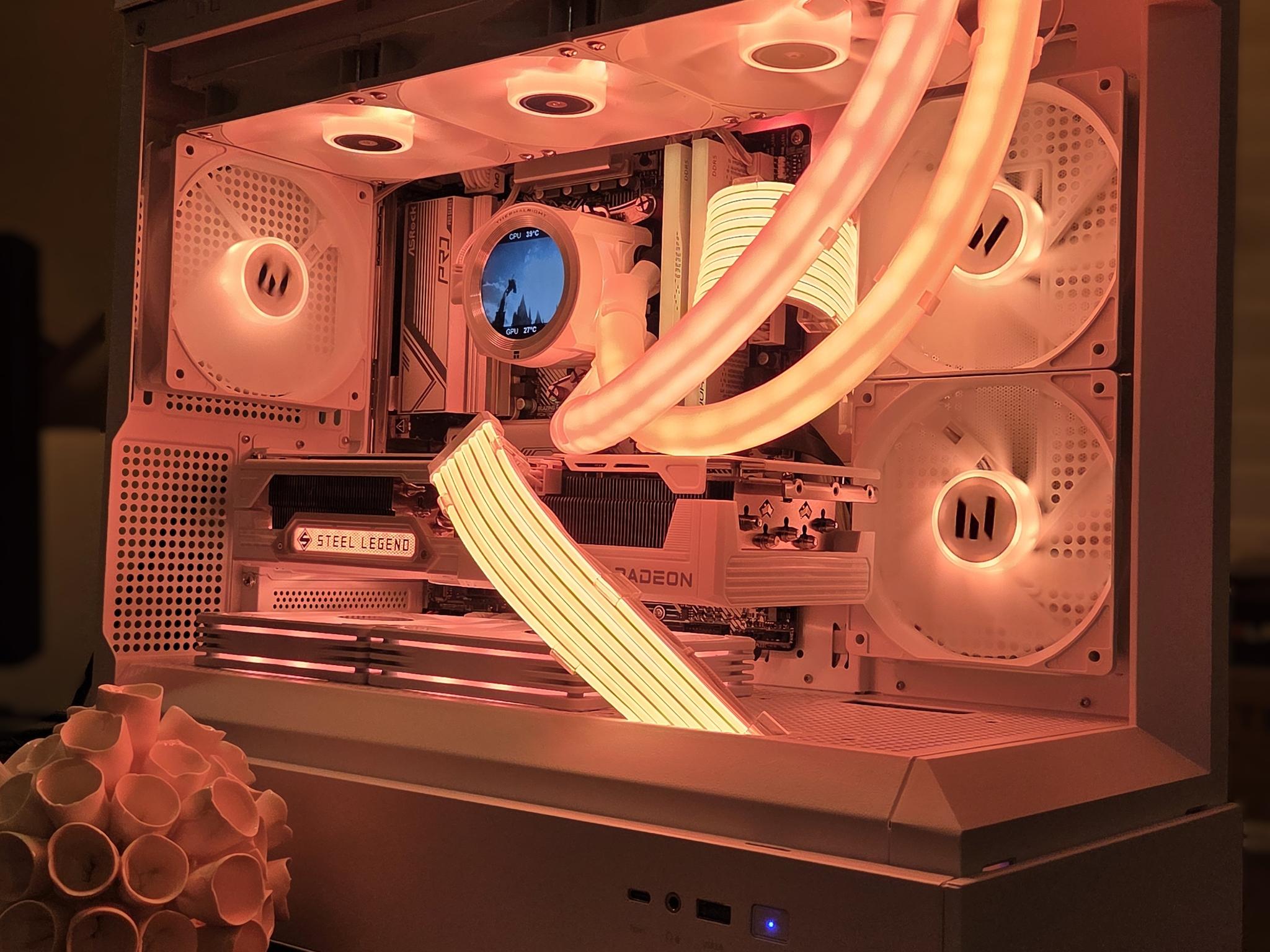 Frosty! ❄️ | RX 9070 XT Gaming PC | Ryzen 7 7700X | 32GB DDR5
