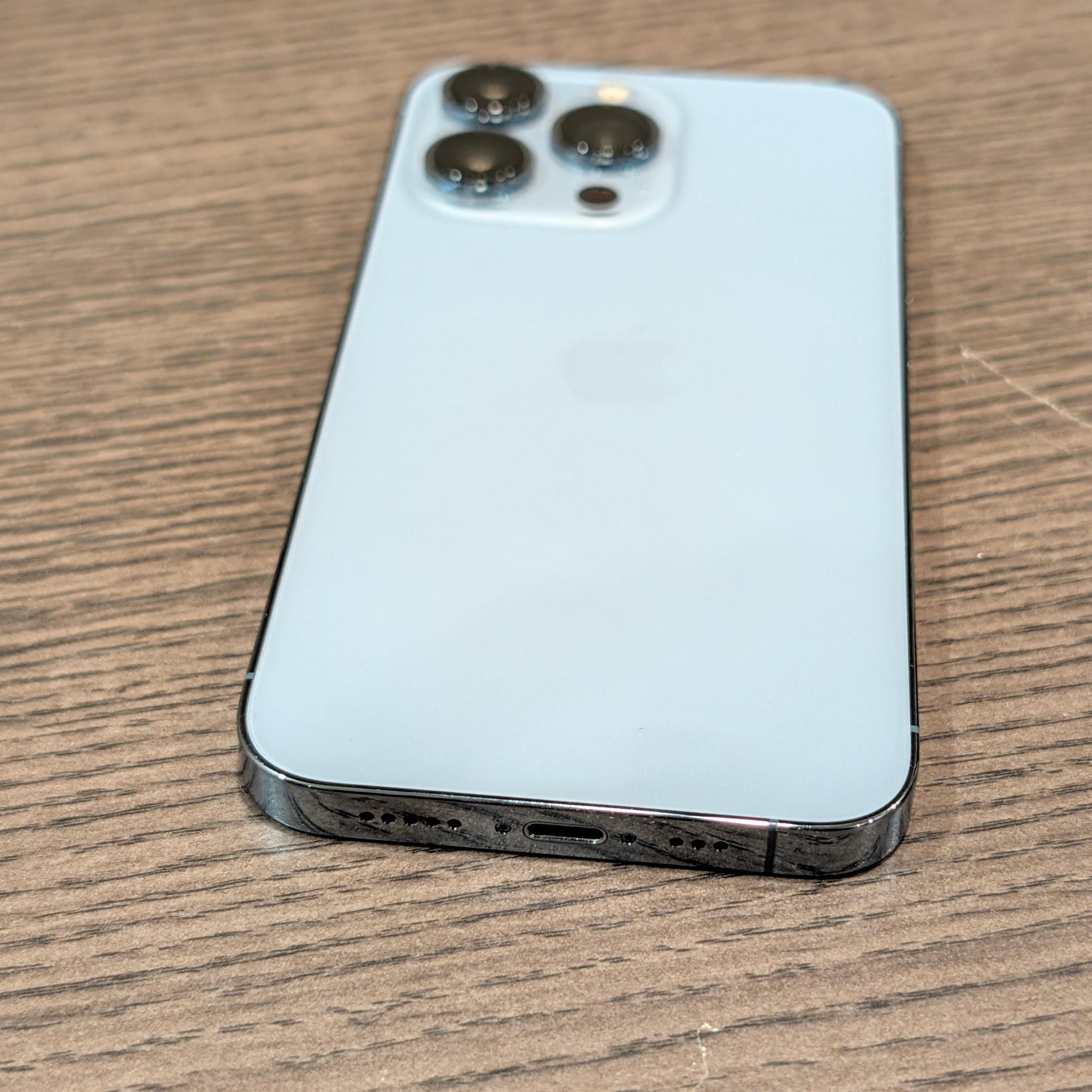 Apple iPhone 13 Pro - 128GB - Sierra Blue - Unlocked - Good Condition