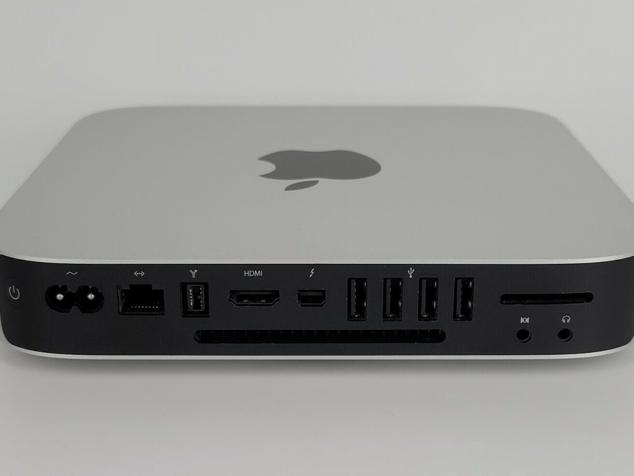 Apple Mac Mini Desktop Computer 2.5 GHz Intel Core i5 8GB RAM 120GB SSD