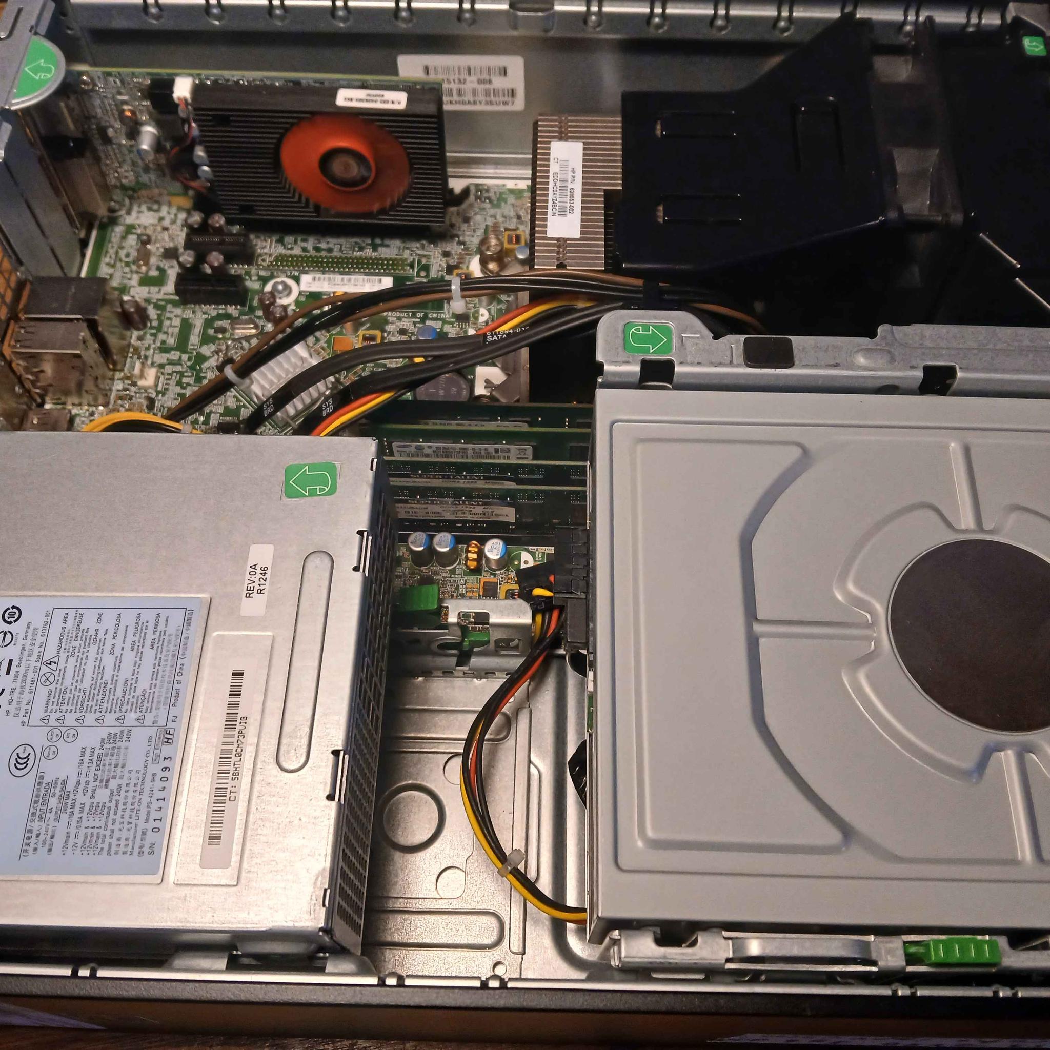 SFF | Xeon e3-1240 | r5 430 | 12gb 1333MHz | 240gb ssd