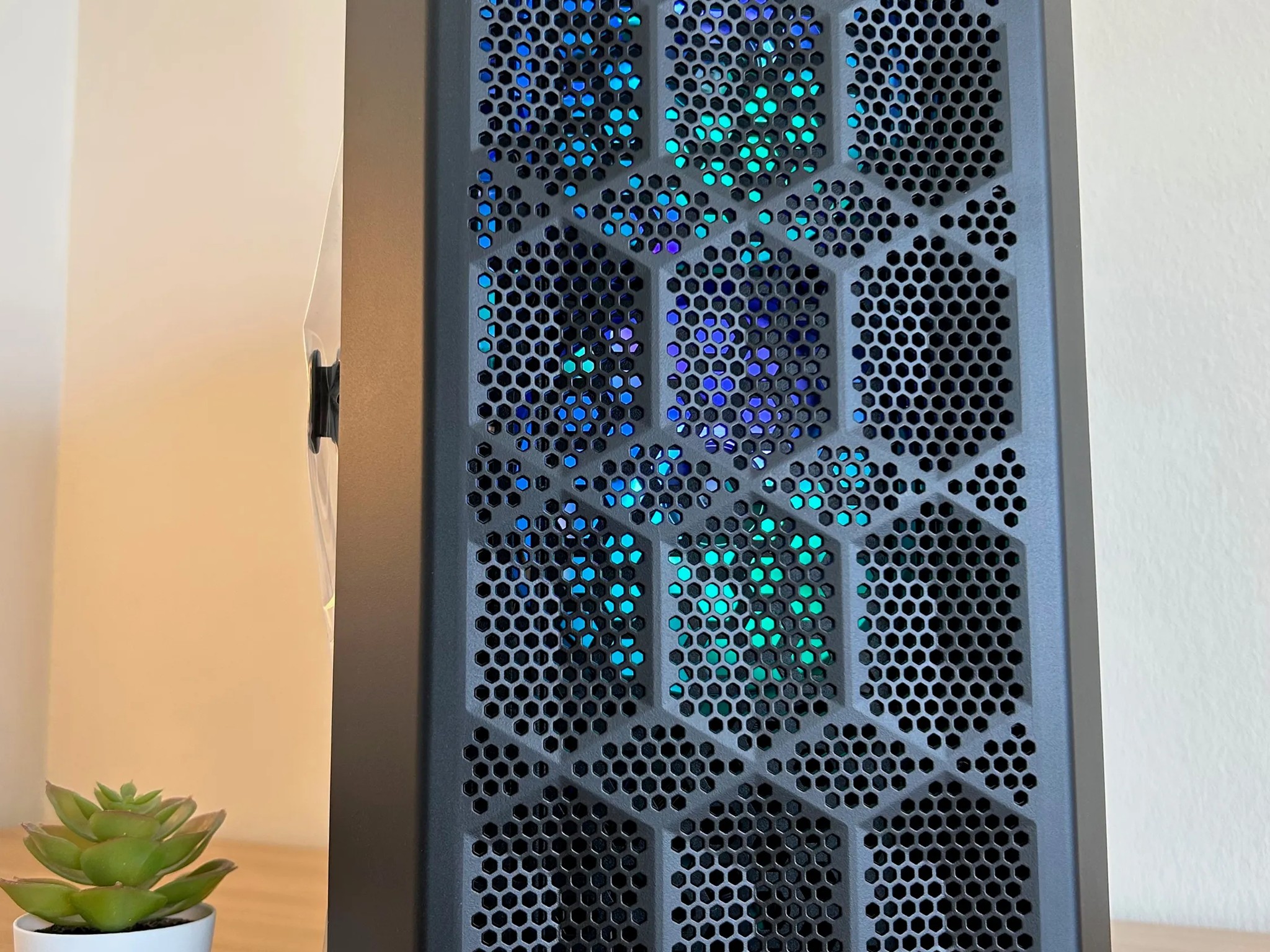 🎮 Titano | RTX 3060 Ti - Ryzen 5600 - 16GB RAM - 1TB NVMe SSD - Mini Tower Case - WiFi/Bluetooth