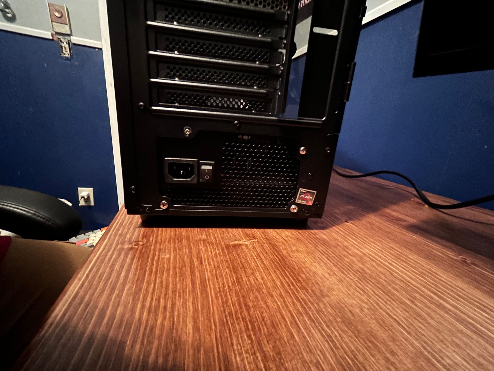 GeForce RTX 3060 Ti Custom Gaming PC - Ryzen 5 5500, 16GB RAM