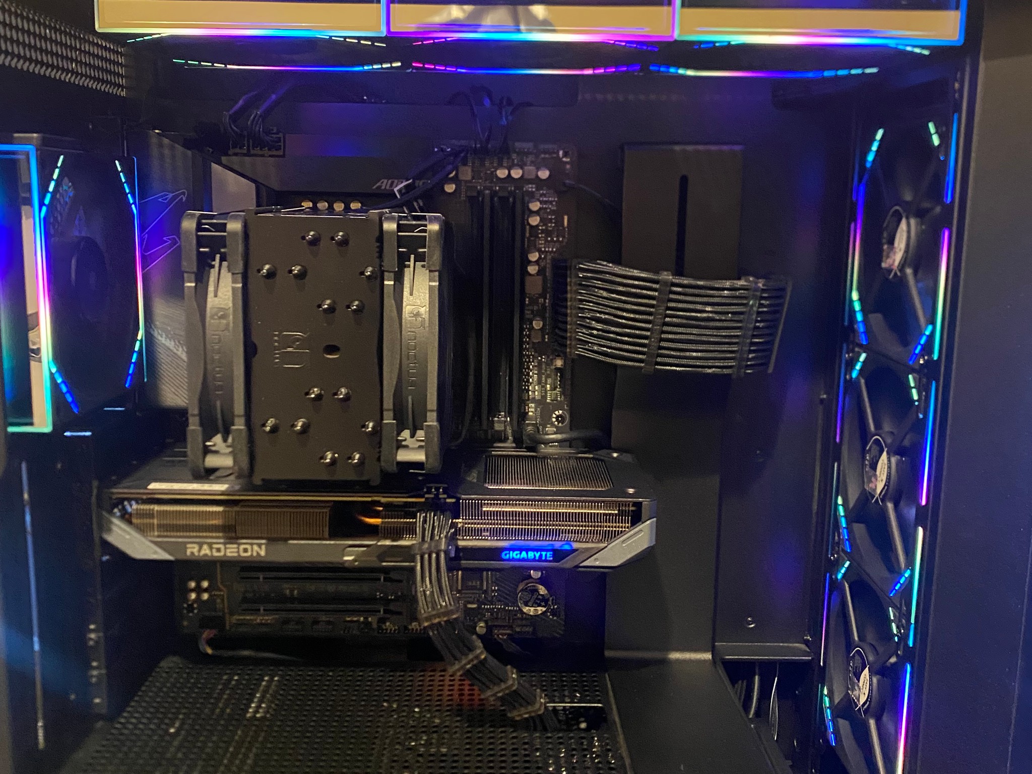 ENTRY-LEVEL AM5 GAMING PC | RYZEN 5 7600X | RX 9060 XT 16GB | 32GB DDR5