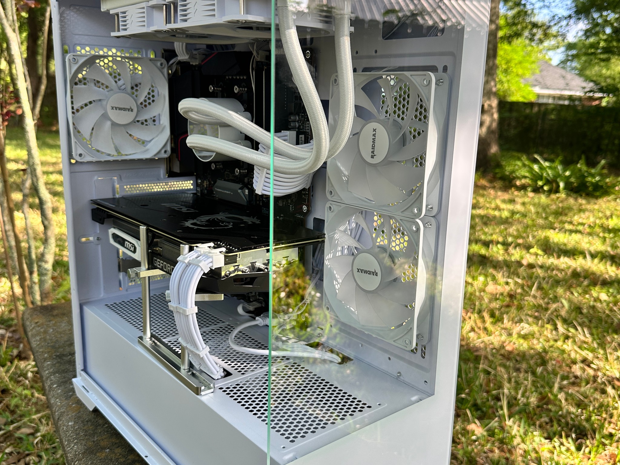 Moon Knight V2 | Ryzen 5 3600 | RTX 2070 8GB | 16GB RAM | 512GB NVME | WiFi