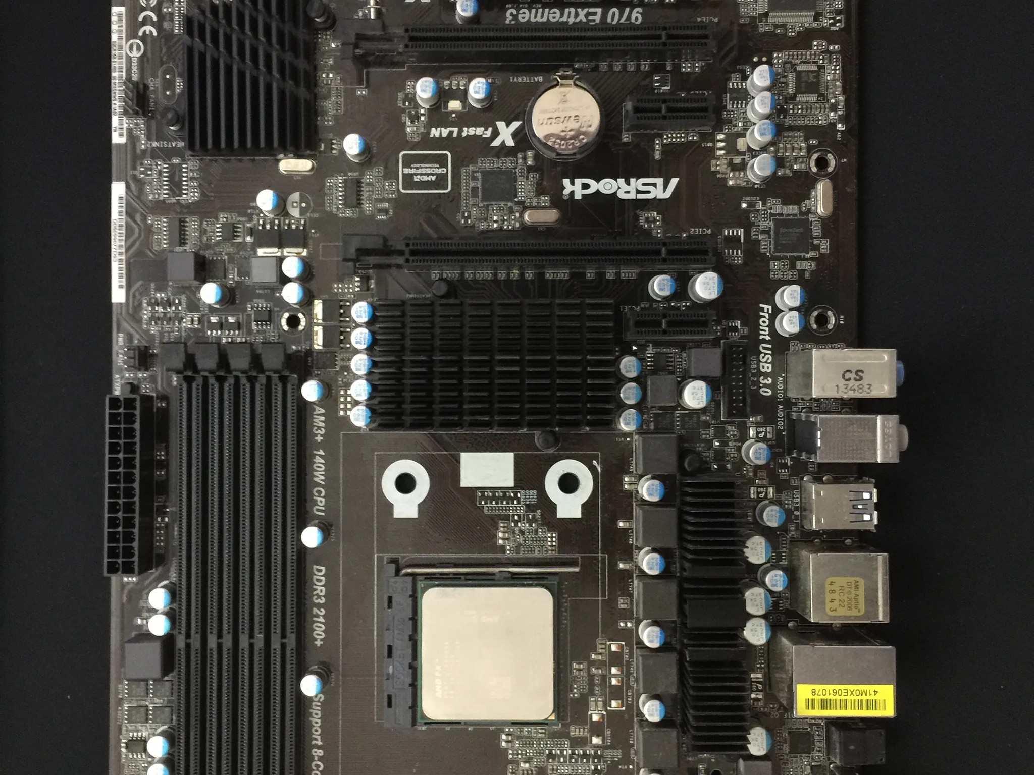 CPU Motherboard Combo! ASRock 970 Extreme3 and AMD FX-8350 Eight Core