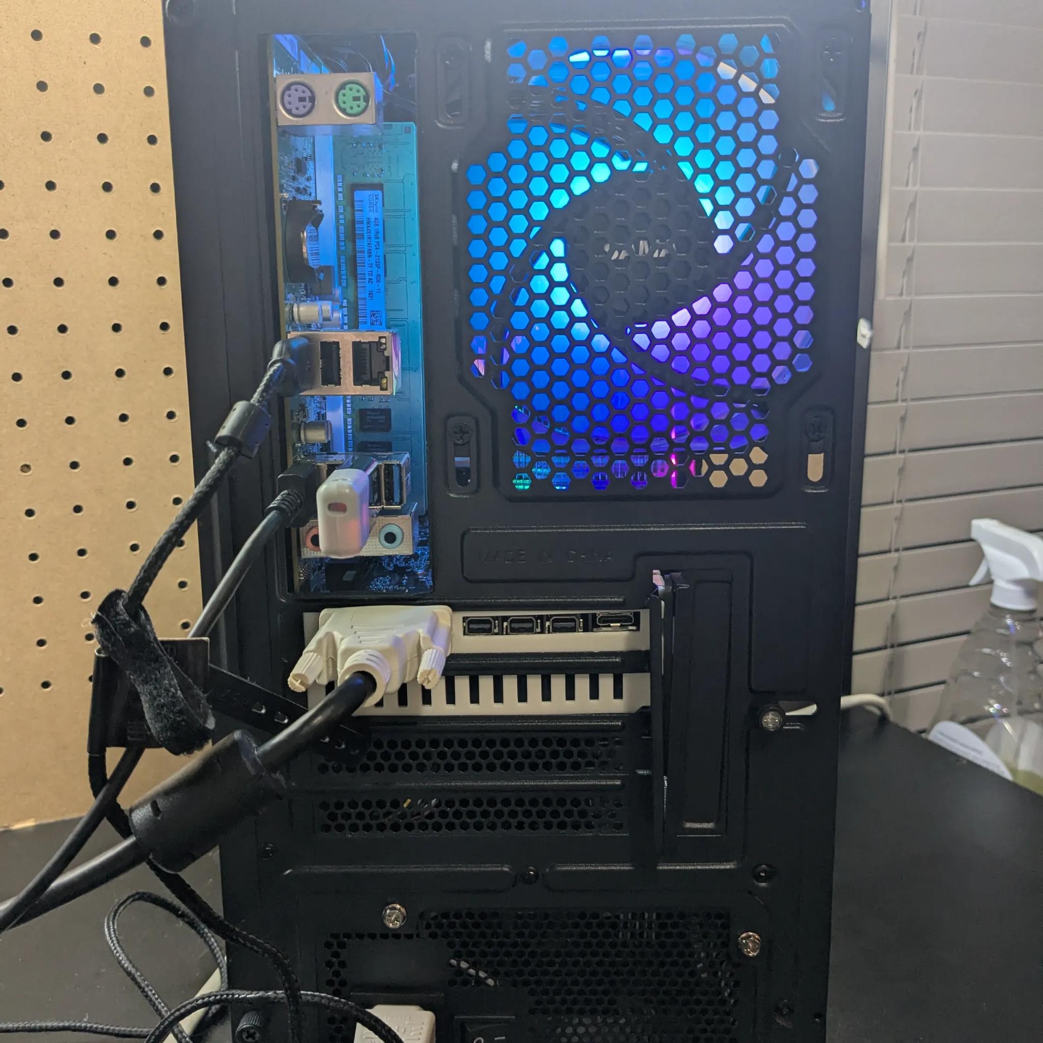 140 FPS Fortnite | 180 Day Warranty | Xeon (same as i7), 16GB RAM, GTX 970 4GB, 512GB SSD, Win11