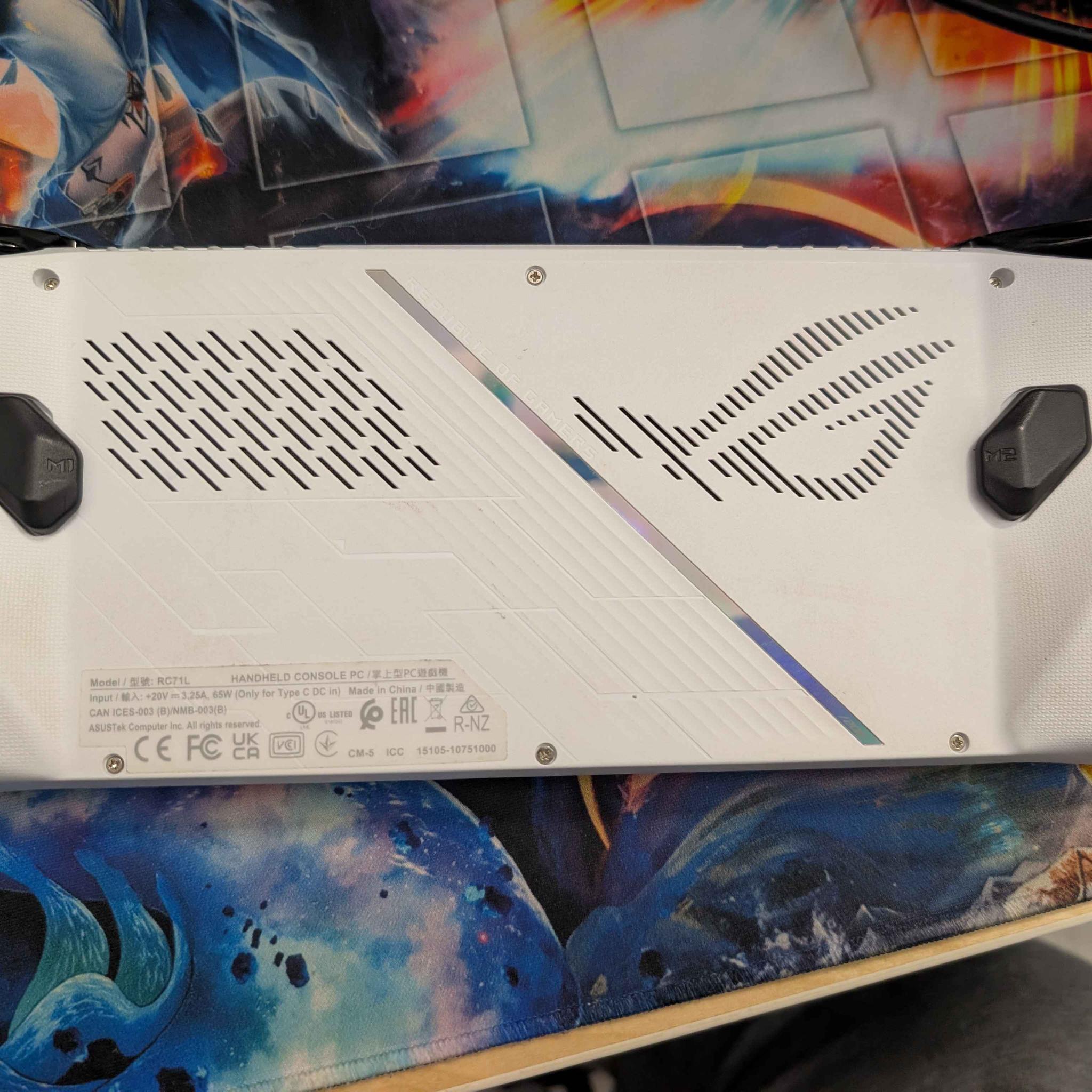 ROG Ally Z1 Extreme 512gb with Docking station and Travel Case.