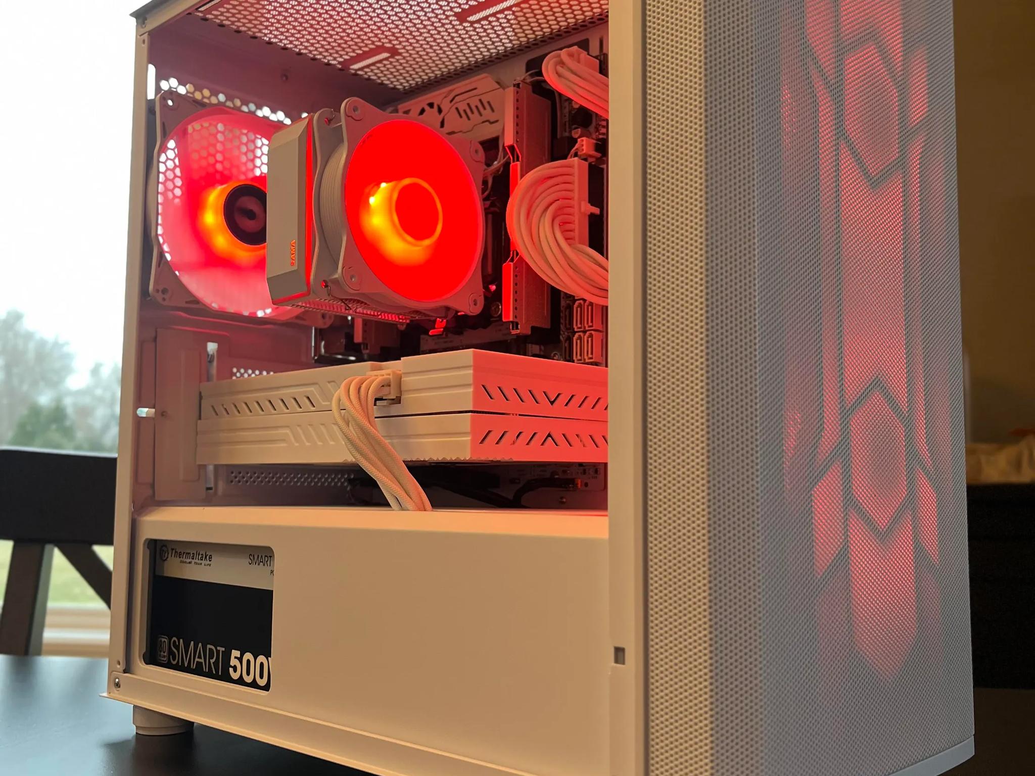 ALL WHITE GAMING PC | RX 580 | XEON 2640 V3 | 16GB DDR4 | 500GB NVME