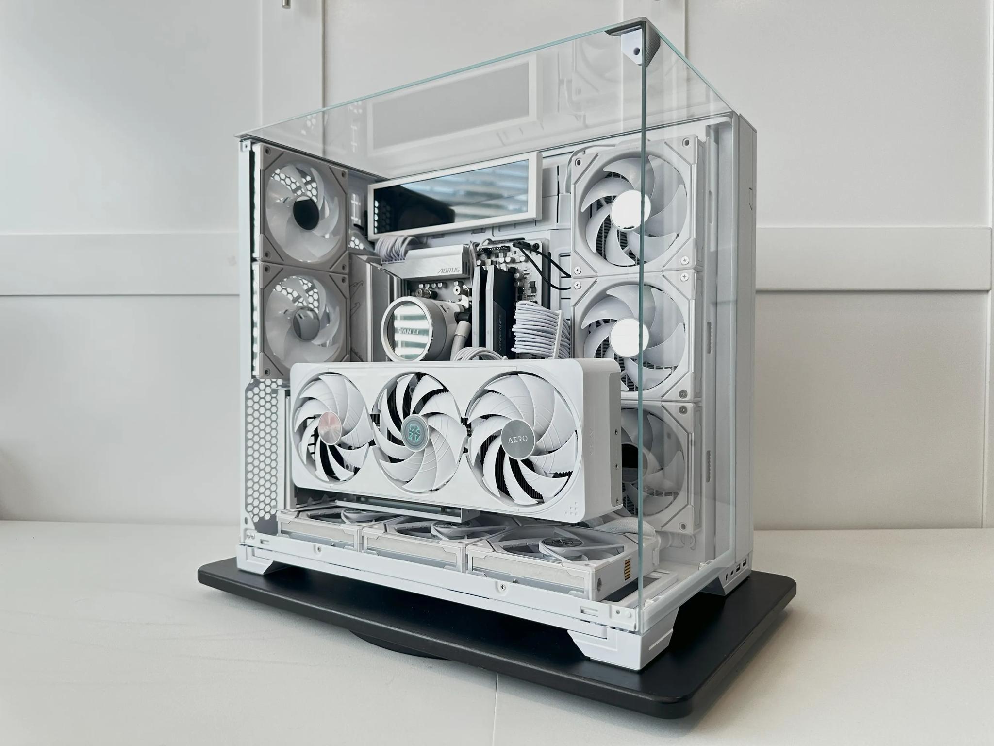 ❄️New NVIDIA GeForce RTX 5070 Ti AERO Overclocked w/ AMD Ryzen 9800X3D/ 32GB RAM/ 2TB NVME❄️