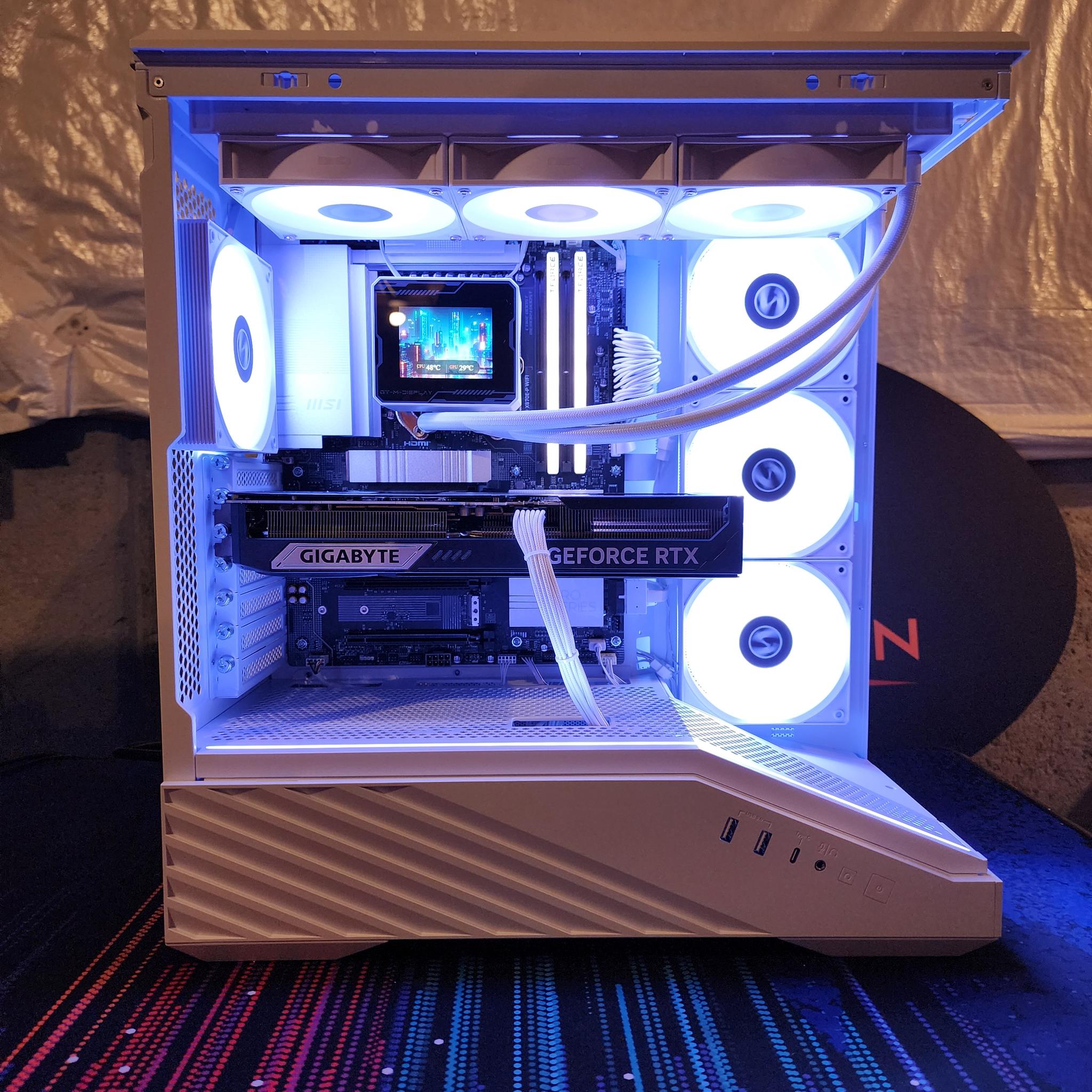RTX 5080 / Ryzen 9 9950X3D2 Dual Edition / 64GB DDR5 RAM / 4TB NVMe