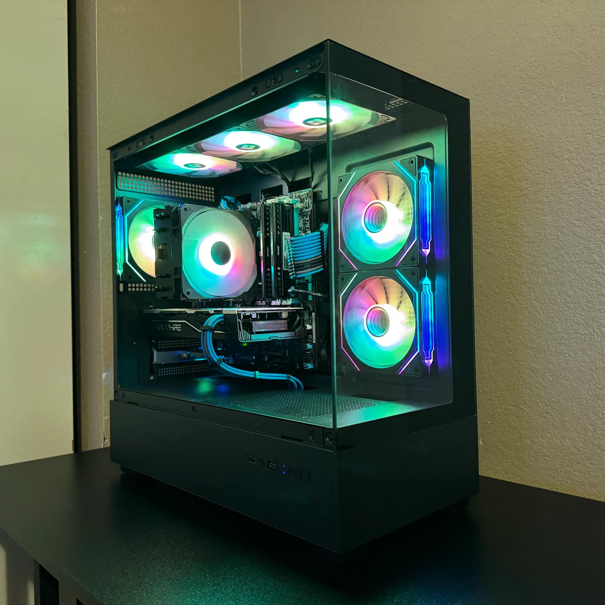 Intel i7 | RX 580 8GB | 500GB SSD | 16GB RAM | WiFi & Bluetooth