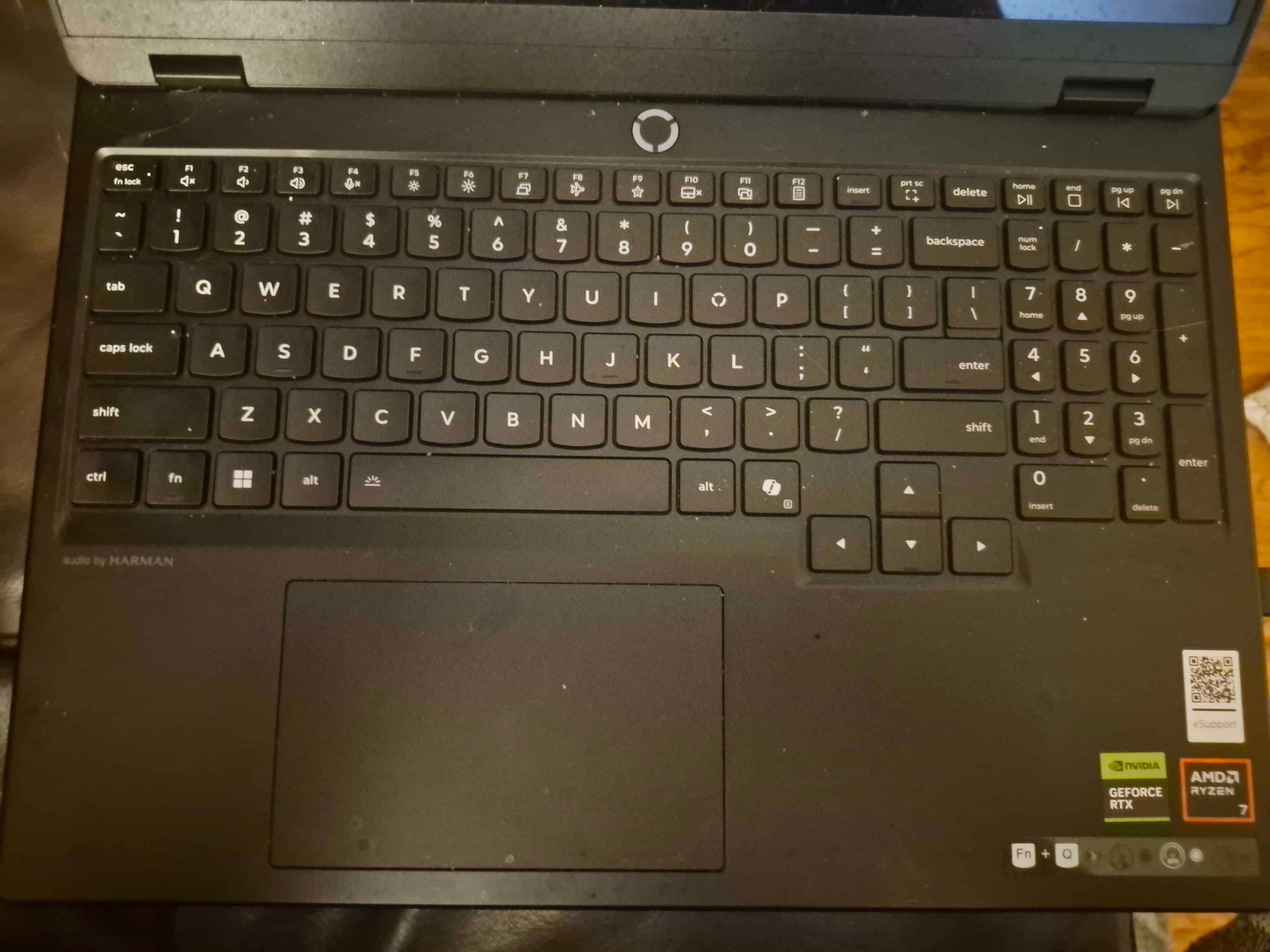 Lenovo Legion 5    Ryzen 7 260 (8C16T) RTX 5060 32gb DDR5