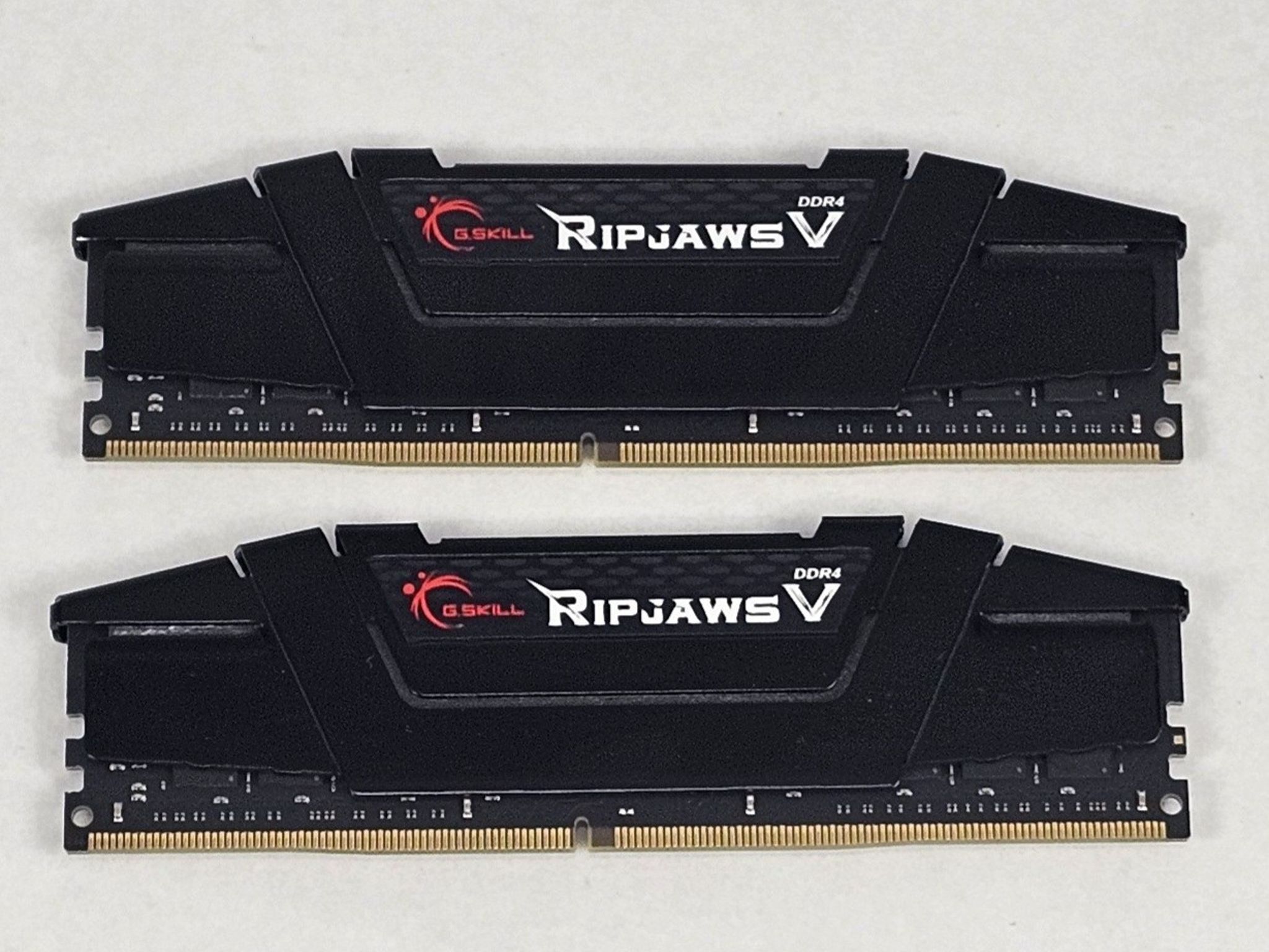 32GB DDR4 (2x16GB) CL16 3200MT/s G.Skill Ripjaws V