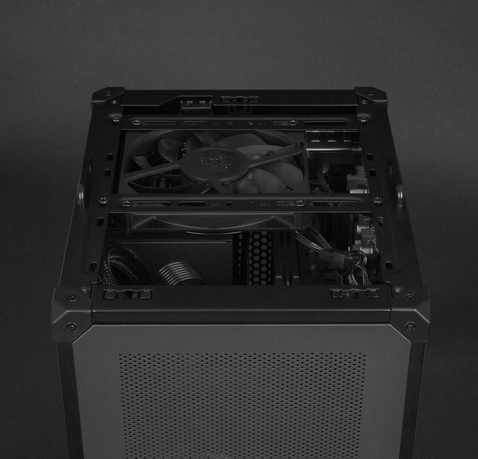 Raster Zero SteamOS SFF PC RX 9060 XT 16GB Ryzen 5 7500X3D 16GB DDR5 1TB