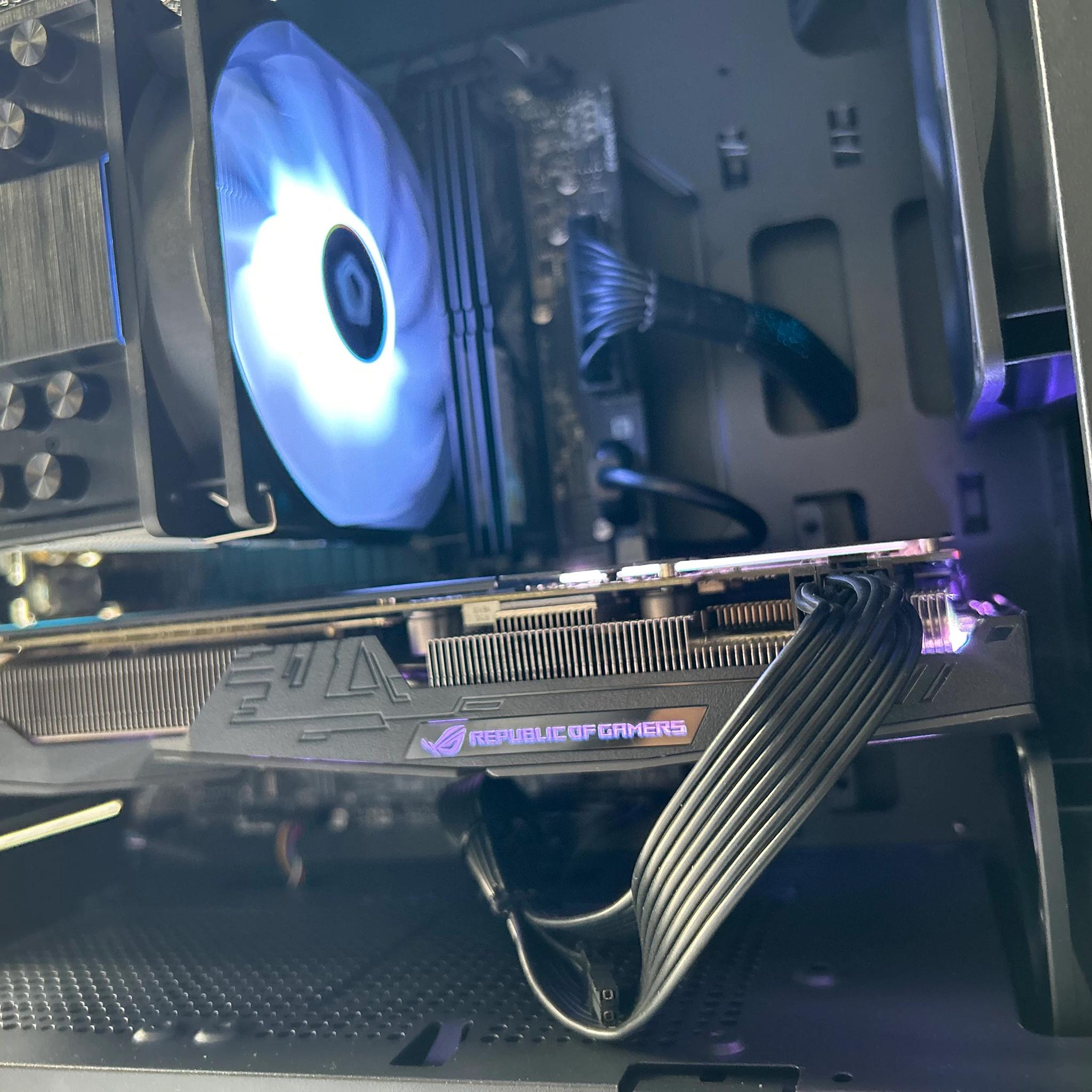 Compact RGB Gaming PC | GTX 1070 // Intel i5 10400