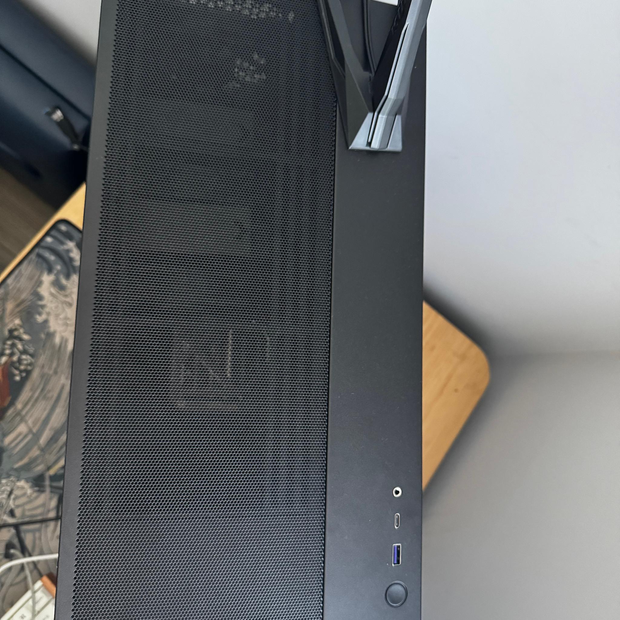 GeForce RTX 5070 Custom Gaming PC - Ryzen 7 9700X, 32GB RAM, 1TB NVMe SSD
