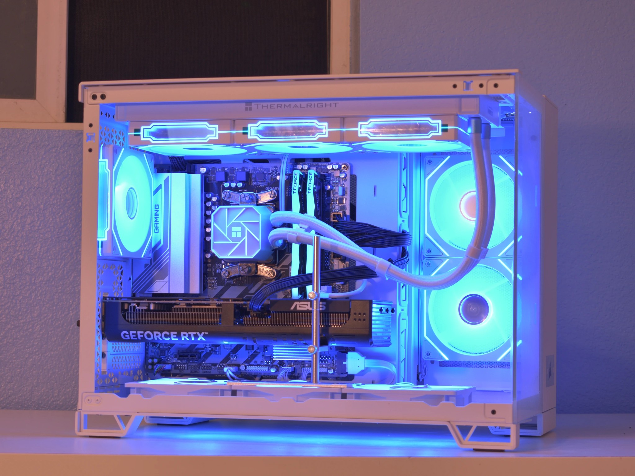 🚀Performance Gamer🚀 Ryzen 5 7600X | RTX 5070 12GB | 32GB 6000mhz DDR5 | 1TB nVME SSD | Wifi + RGB