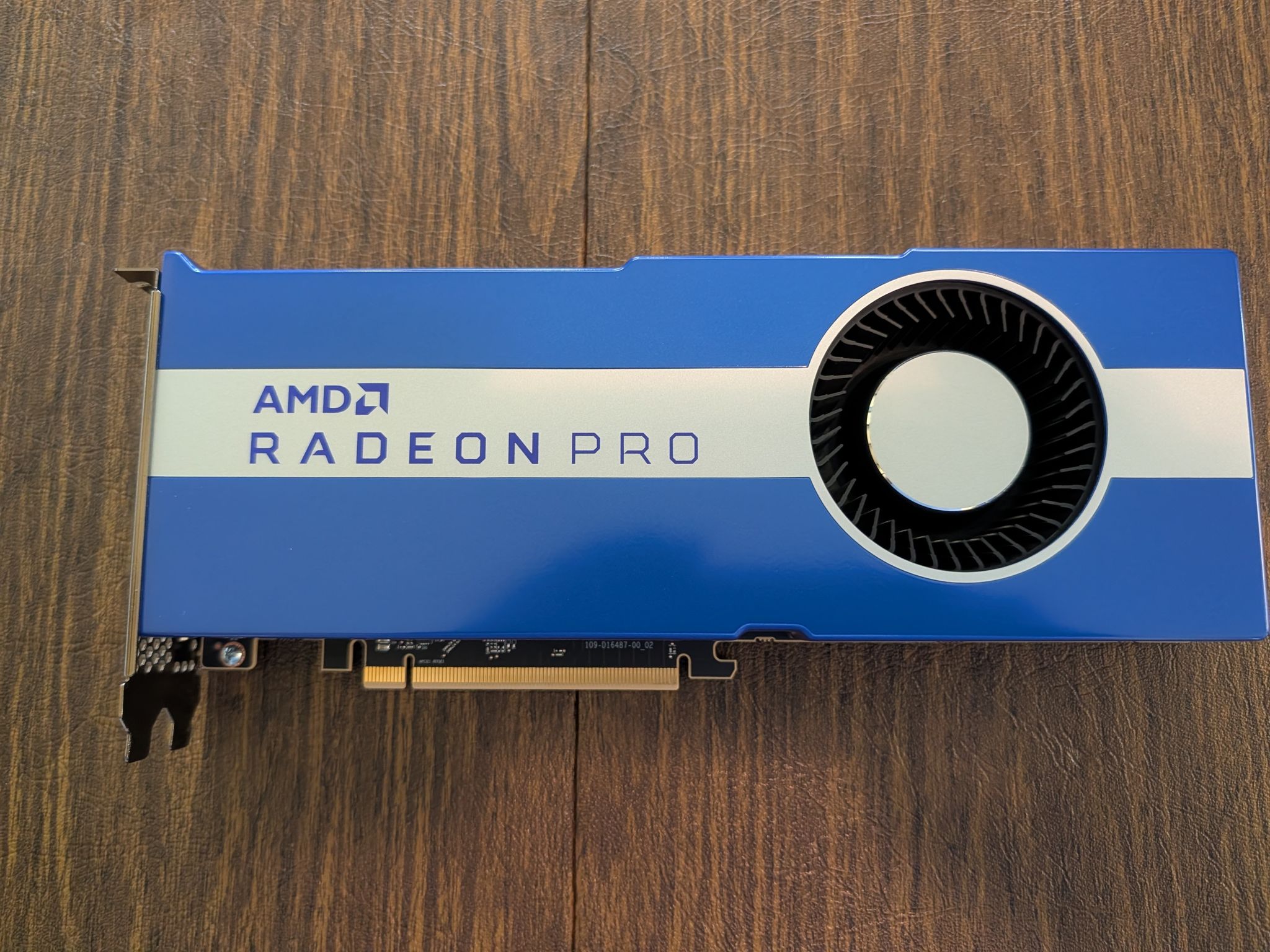 AMD Radeon Pro VII 16GB HBM2 ECC 4096-bit