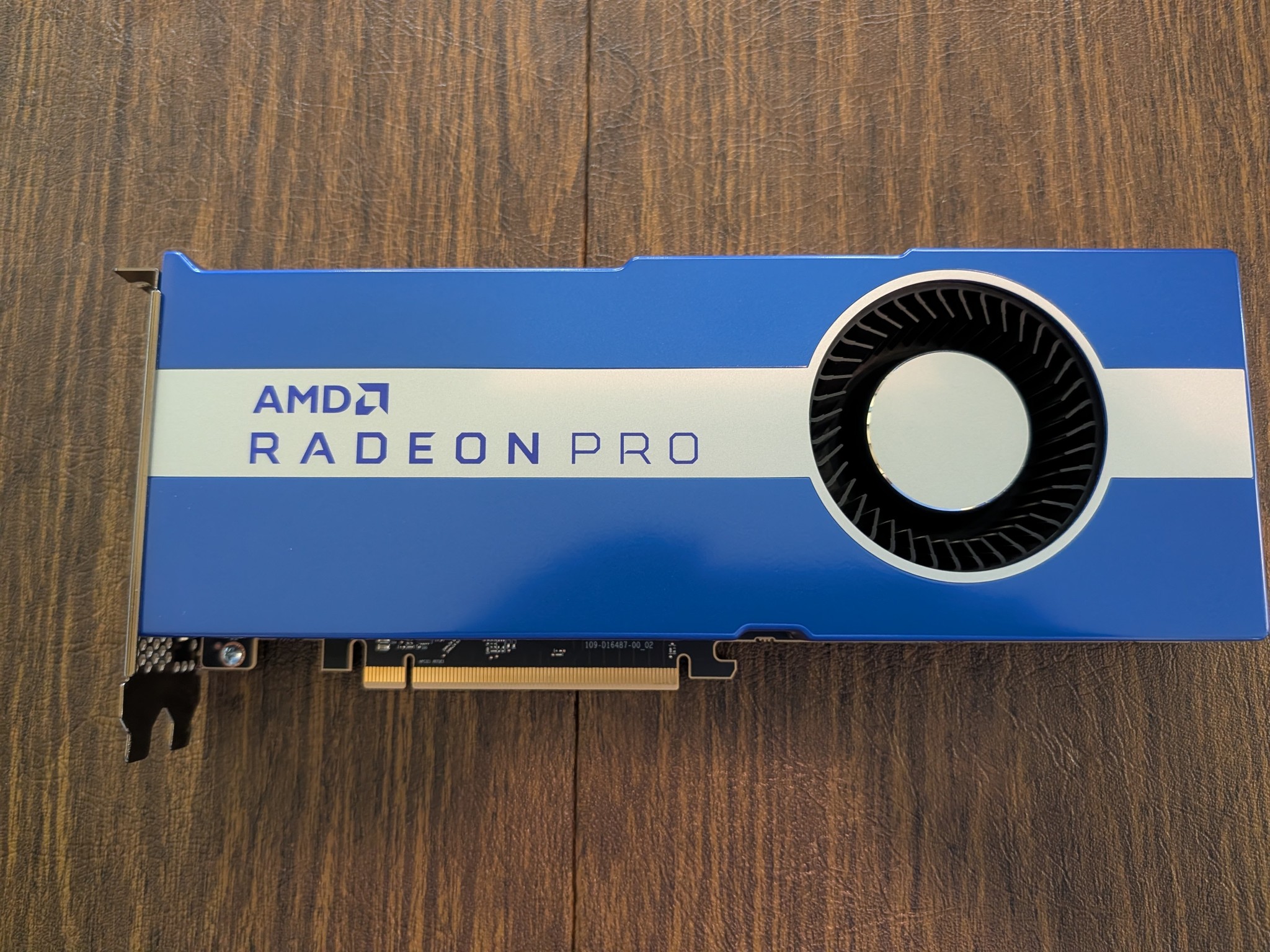AMD Radeon Pro VII 16GB HBM2 ECC 4096-bit