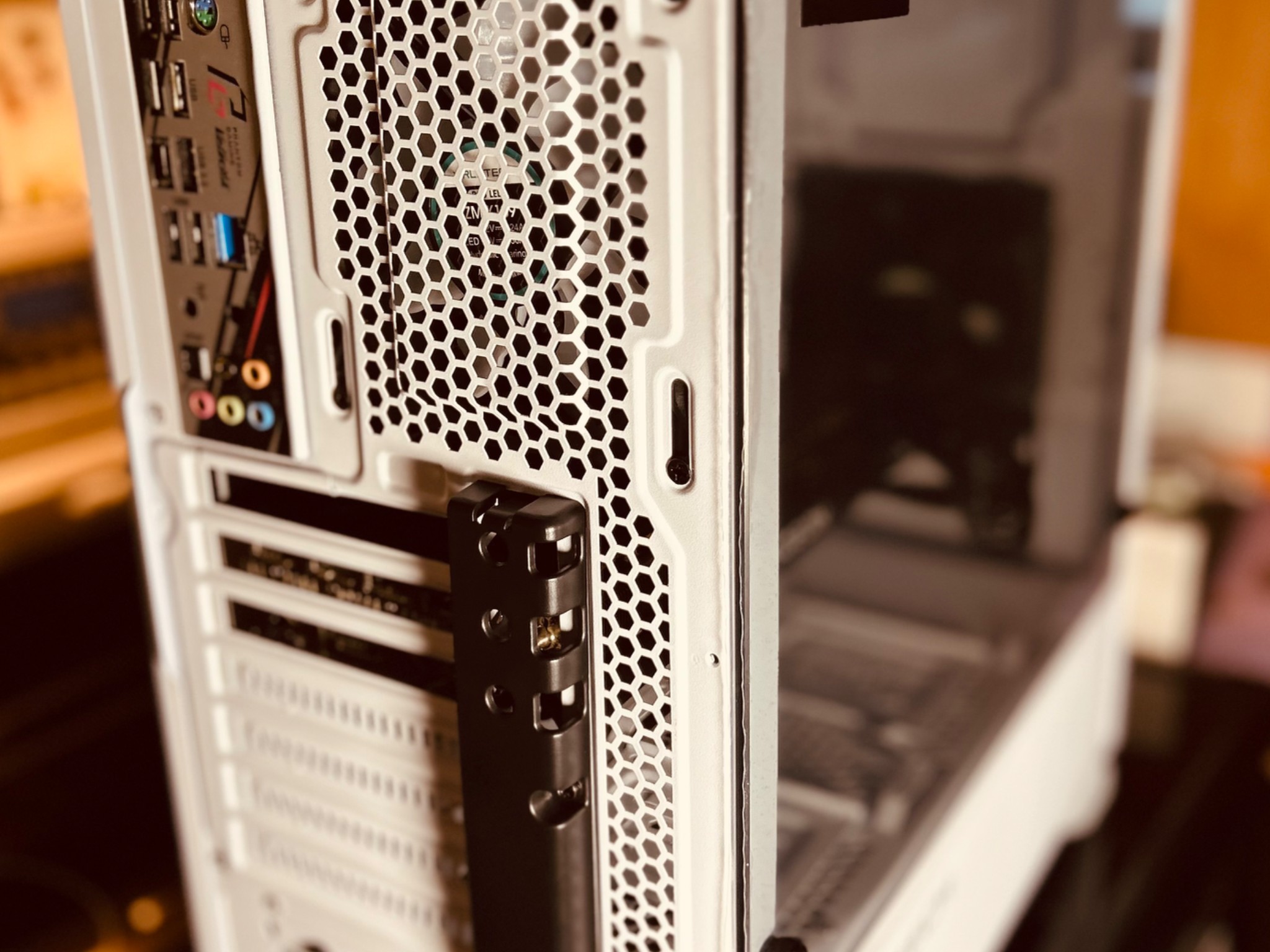 The White Phantom 5700X3D