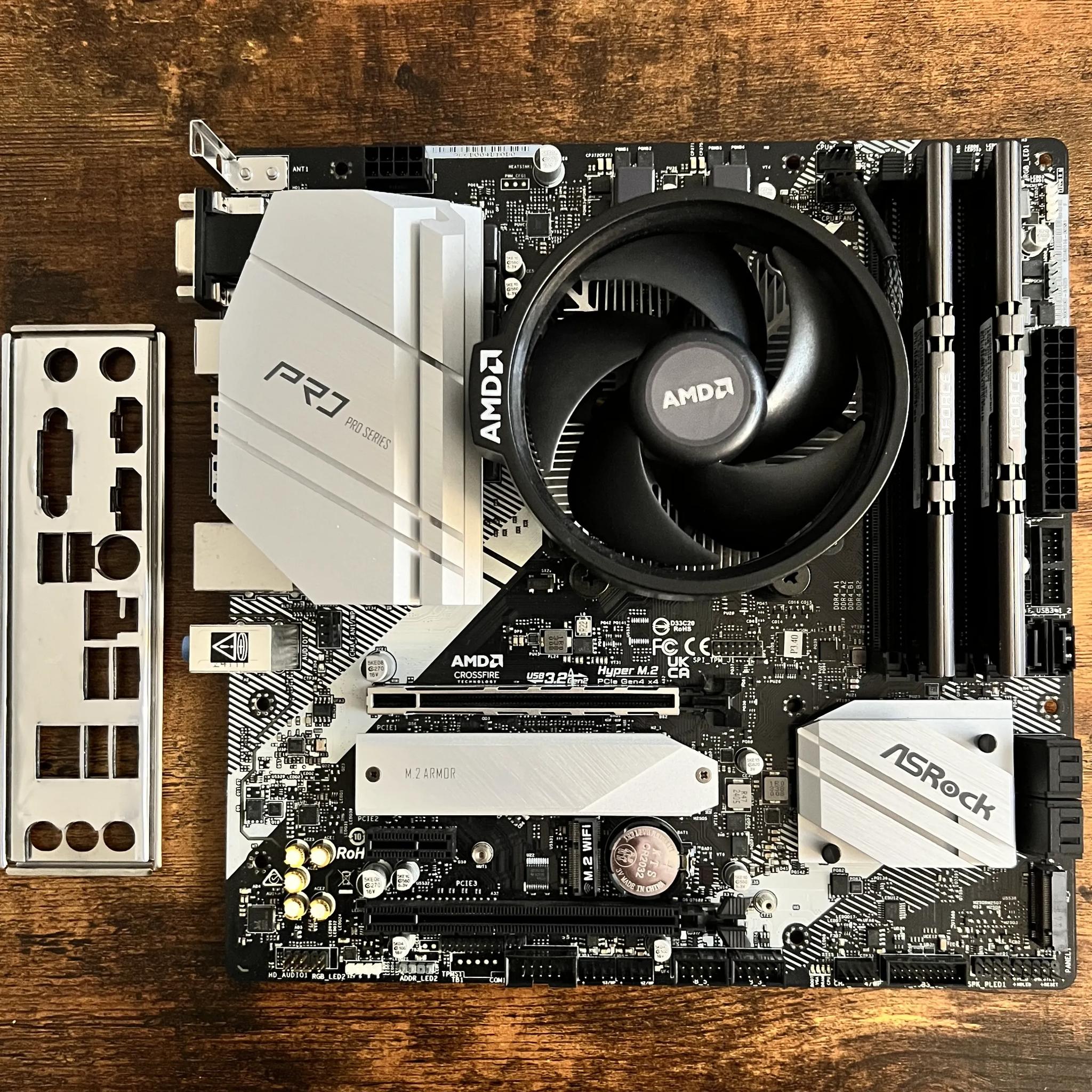 AMD Ryzen 5 5600X | ASRock B550M Pro4 | TeamGroup 32GB DDR4 3200MHz