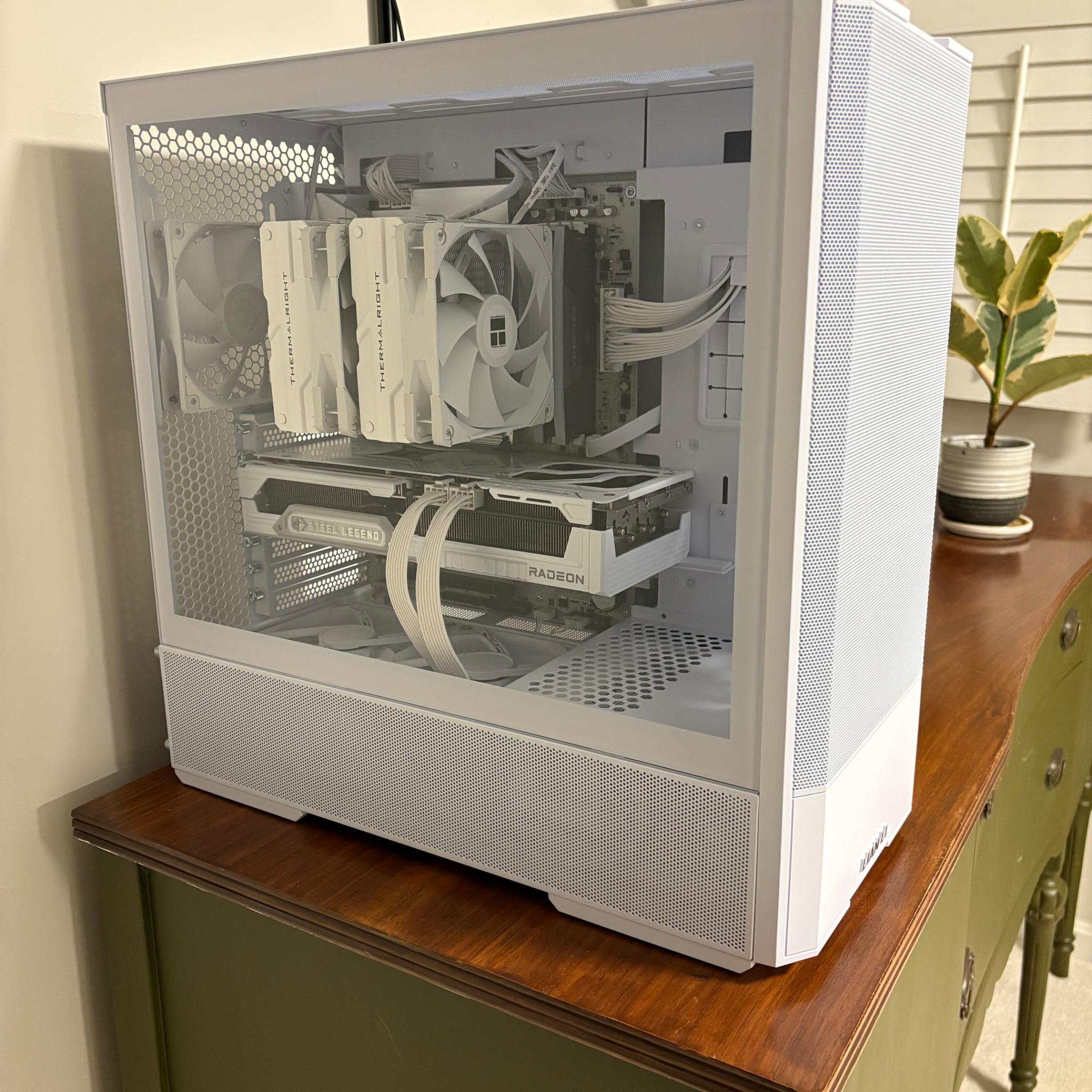 Radeon 9070XT | Ryzen 7 7700X | 32GB DDR5 | 1TB SSD | 850W Gold PSU | ARGB Fans | Lancool 207