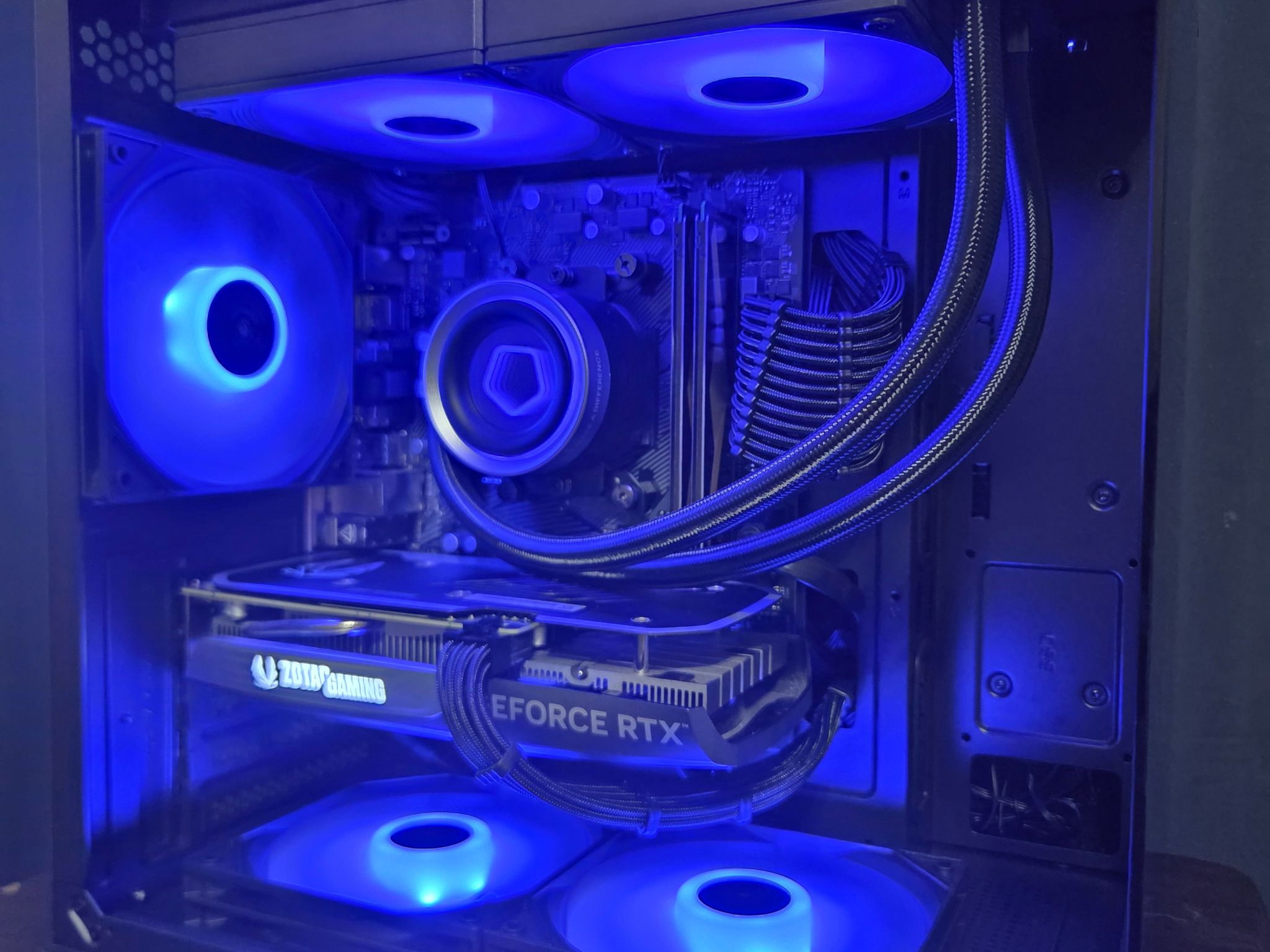 GeForce RTX 4060 Custom Gaming PC - Ryzen 5 5600, 16GB RAM
