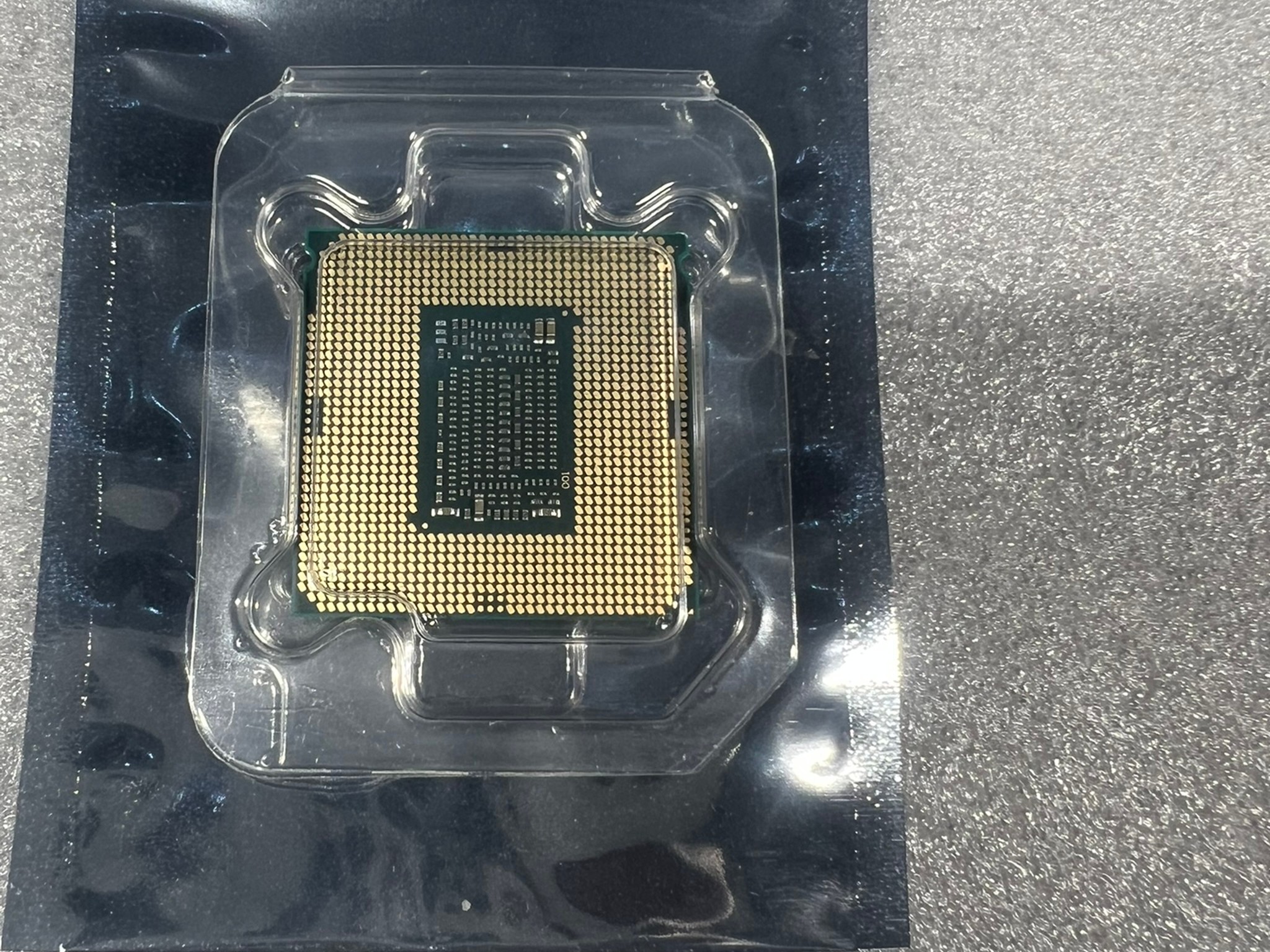 Intel i5 8400