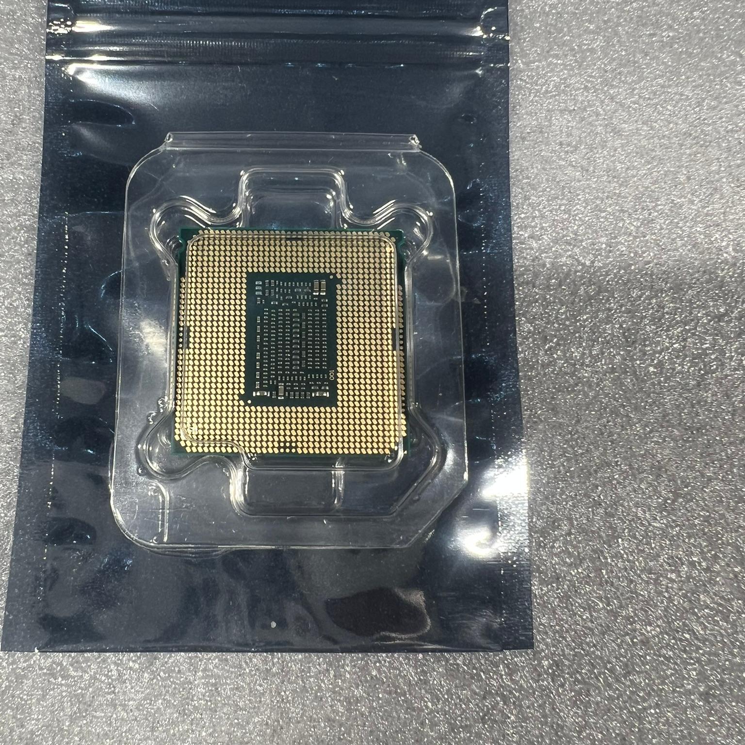 Intel i5 8400