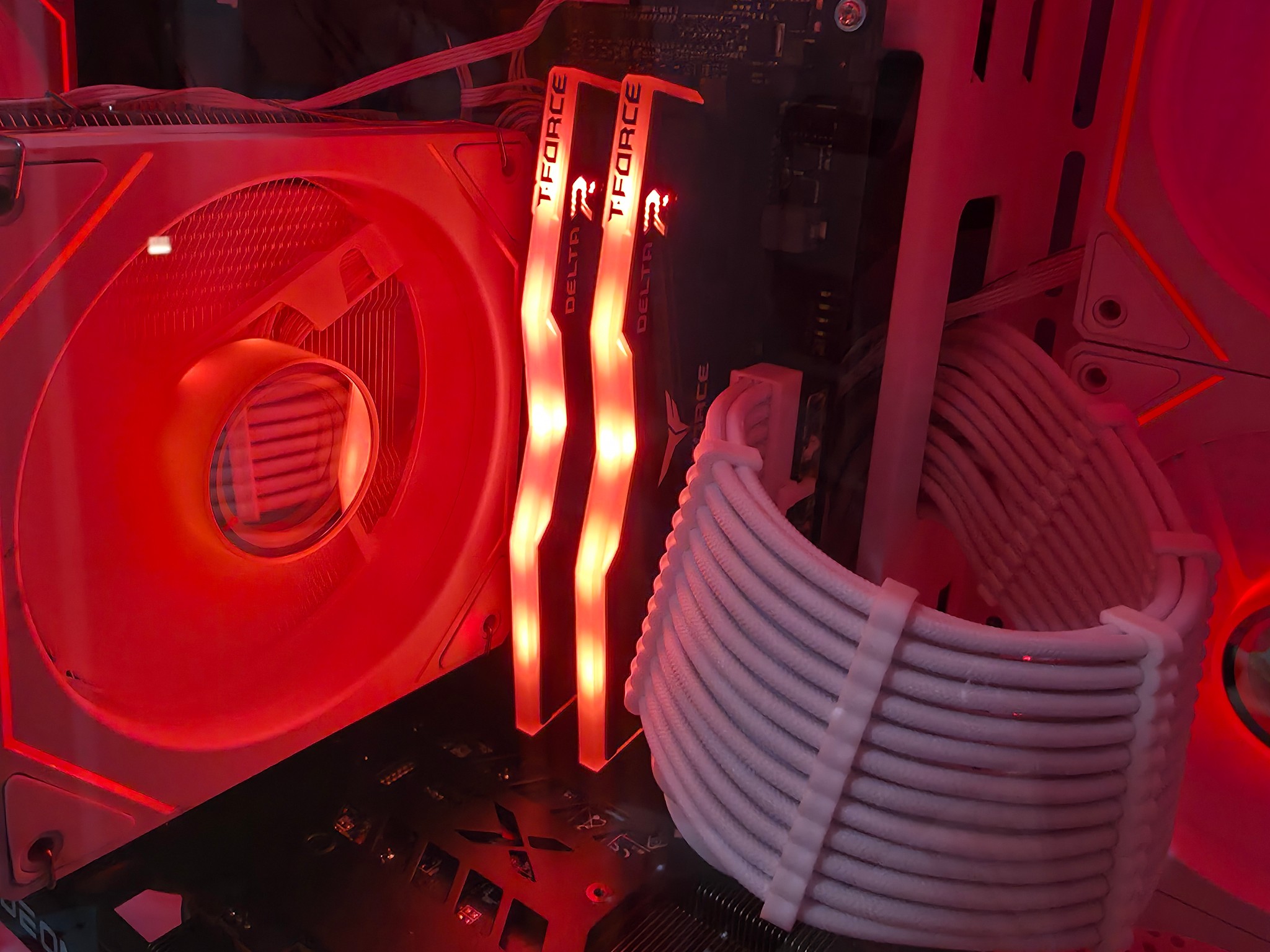 Gaming PC | 6700XT 12GIG | Ryzen 7 3800X | 16GIG DDR4 3200mhz Ram | Windows 11 Pro | Wifi/BT
