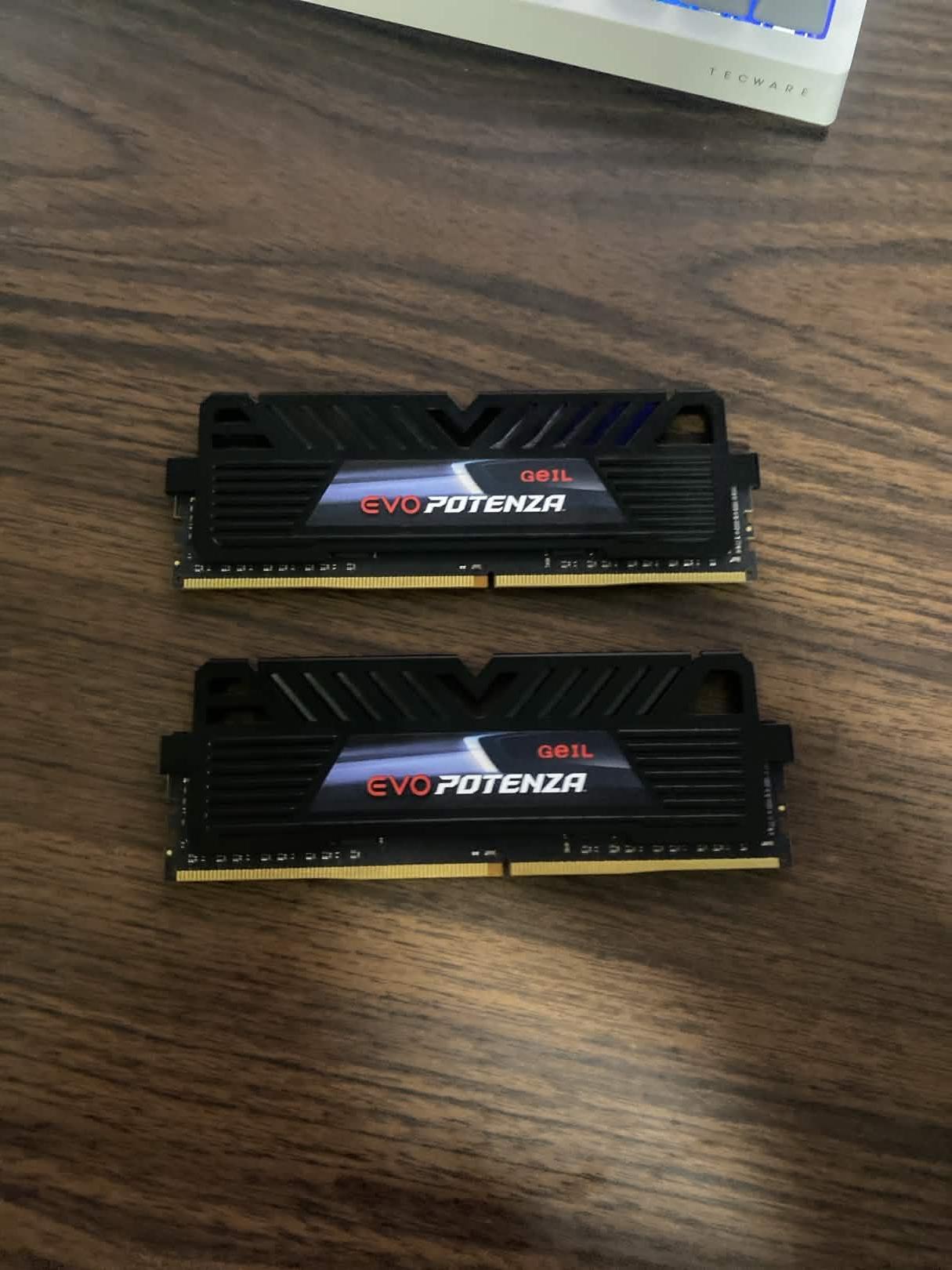 GeIL EVO Potenza GAPB48GB3200C18ASC 16GB (2x8GB) DDR4-3200 CL18