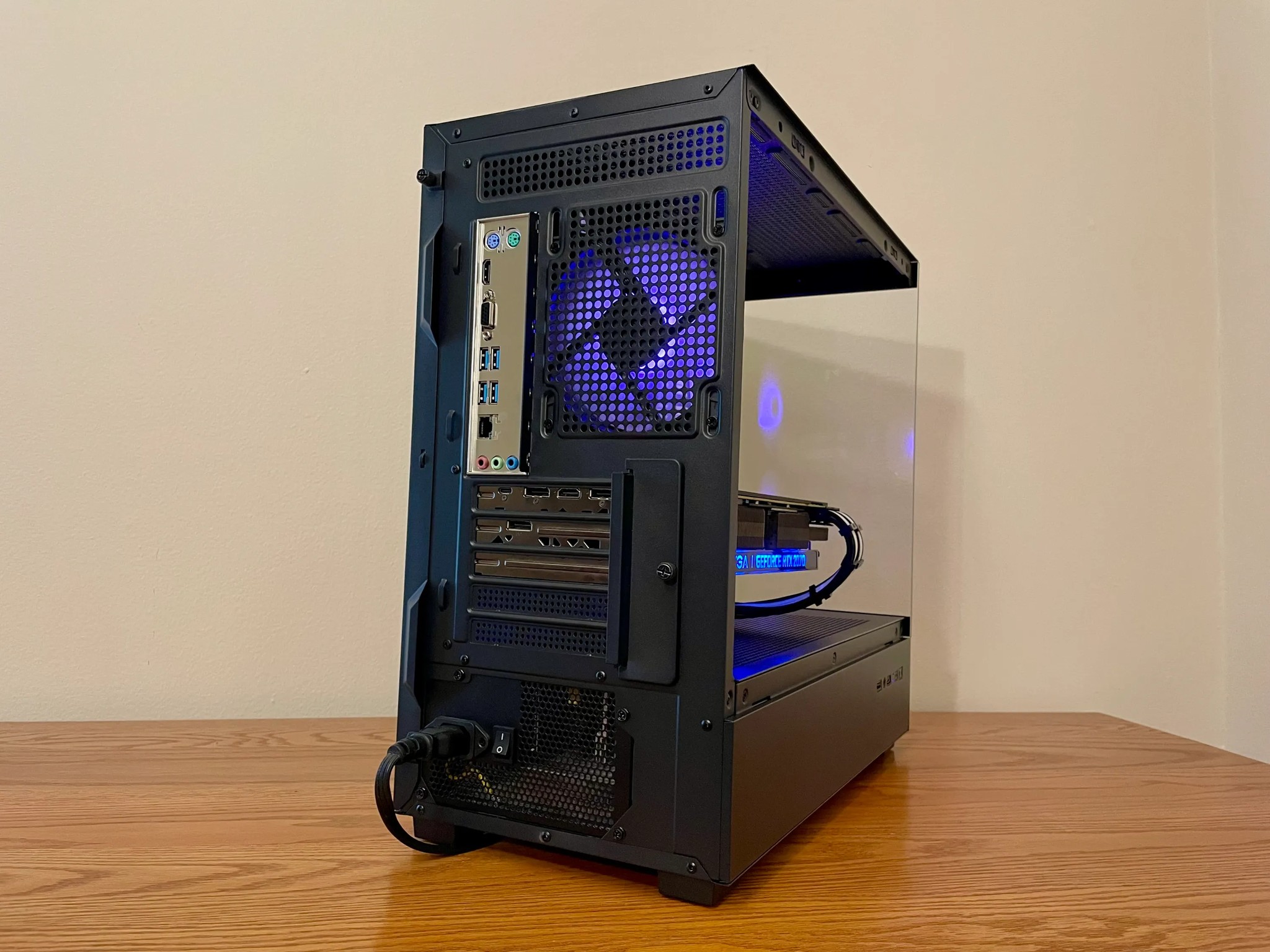 Rtx 2070 Super ● 1Tb SSD ● Ryzen 5 2600 ● 16GB DDR4  - Gaming PC
