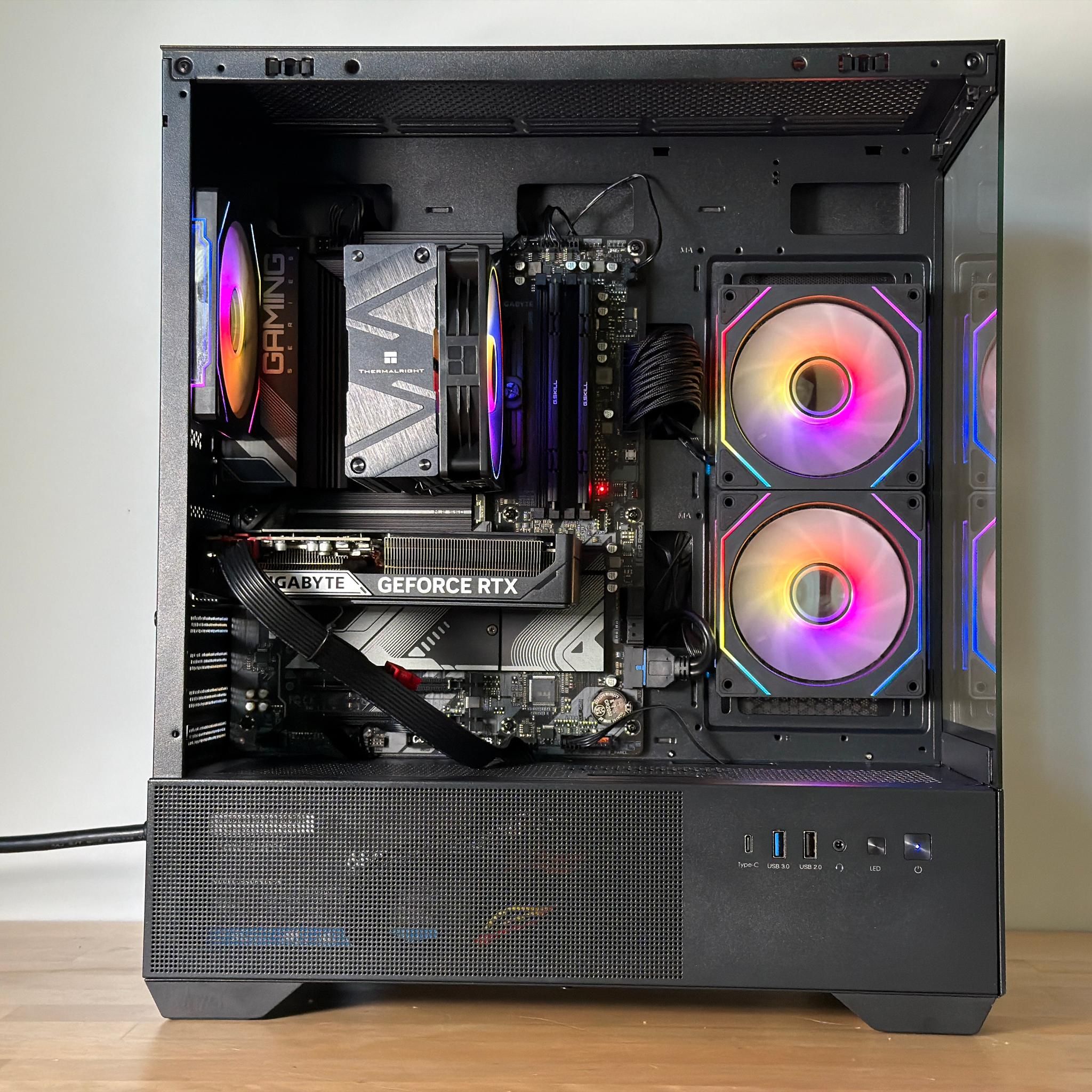 RTX 5060ti 8GB Ryzen 7 7700x Gaming PC