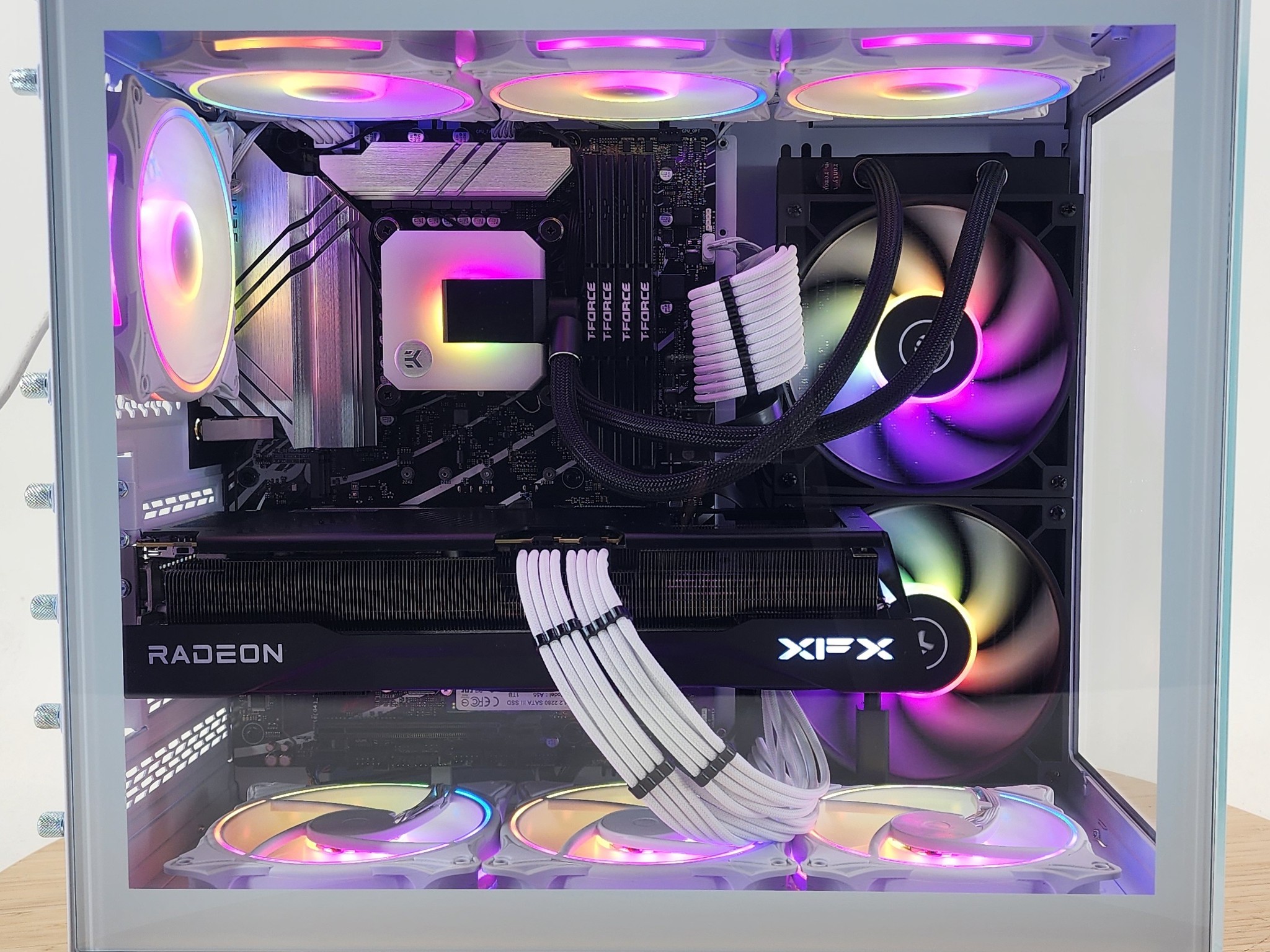 Gaming PC i5-14600K 32GB RAM 1TB SSD RX 9070 16GB Windows 11 Computer