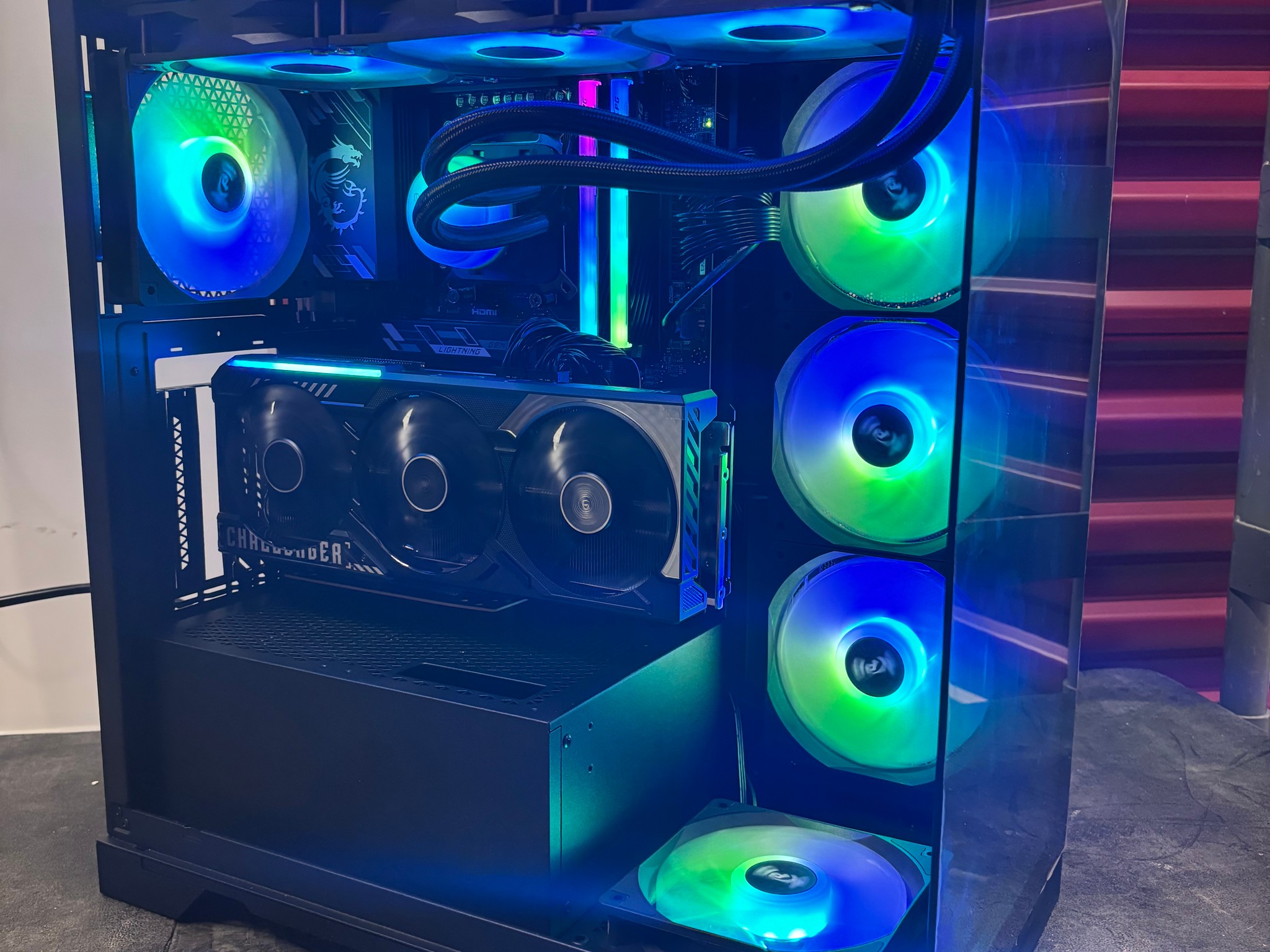 7600X3D+9070XT16GB 32GB DDR5 2TB SSD BUILD