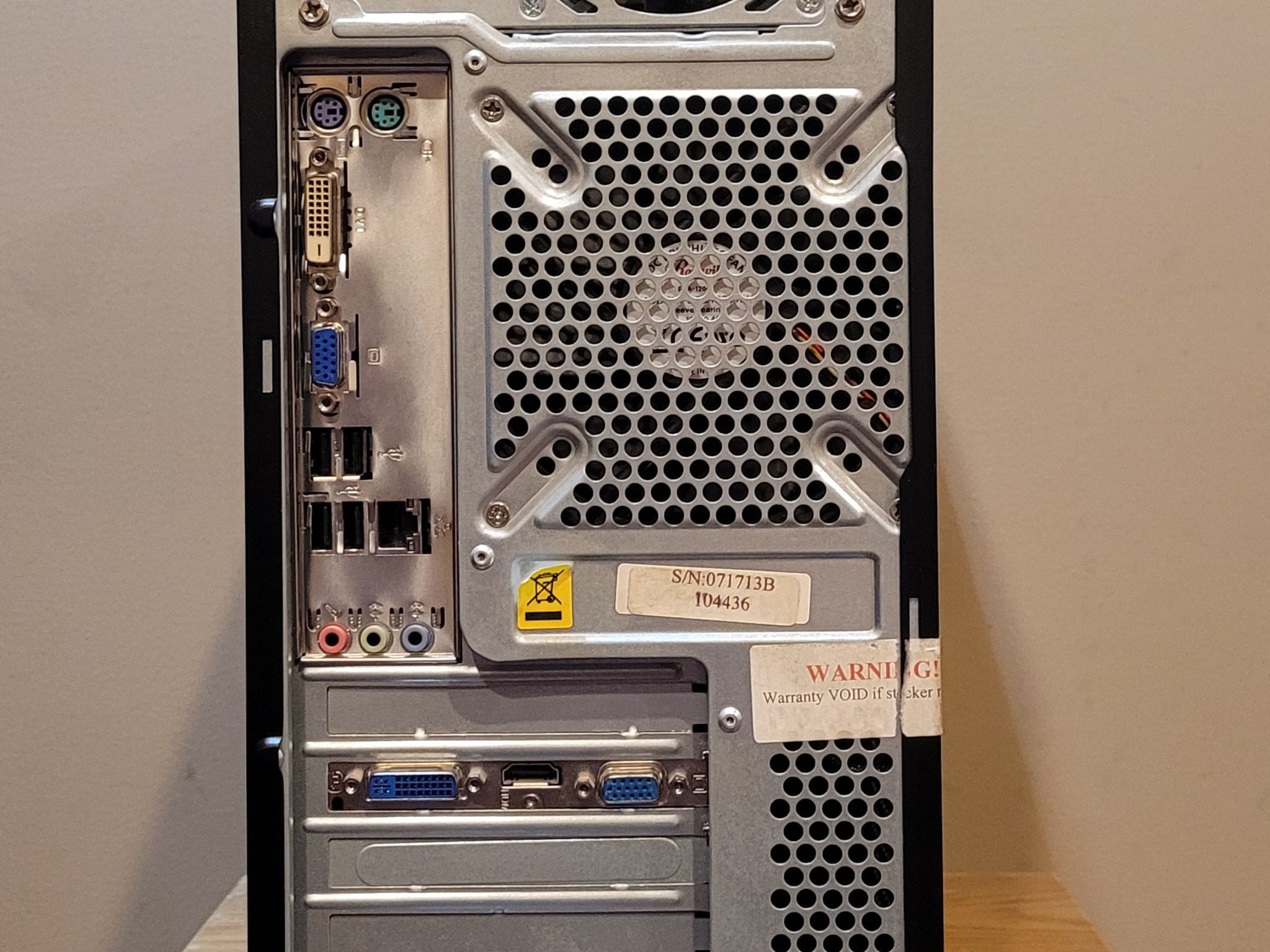 Cooler Master Elite 350 | Pentium E5700 3 GHZ | 4GB RAM | 240 GB SSD | HD 4350 | 2000s Retro Gaming