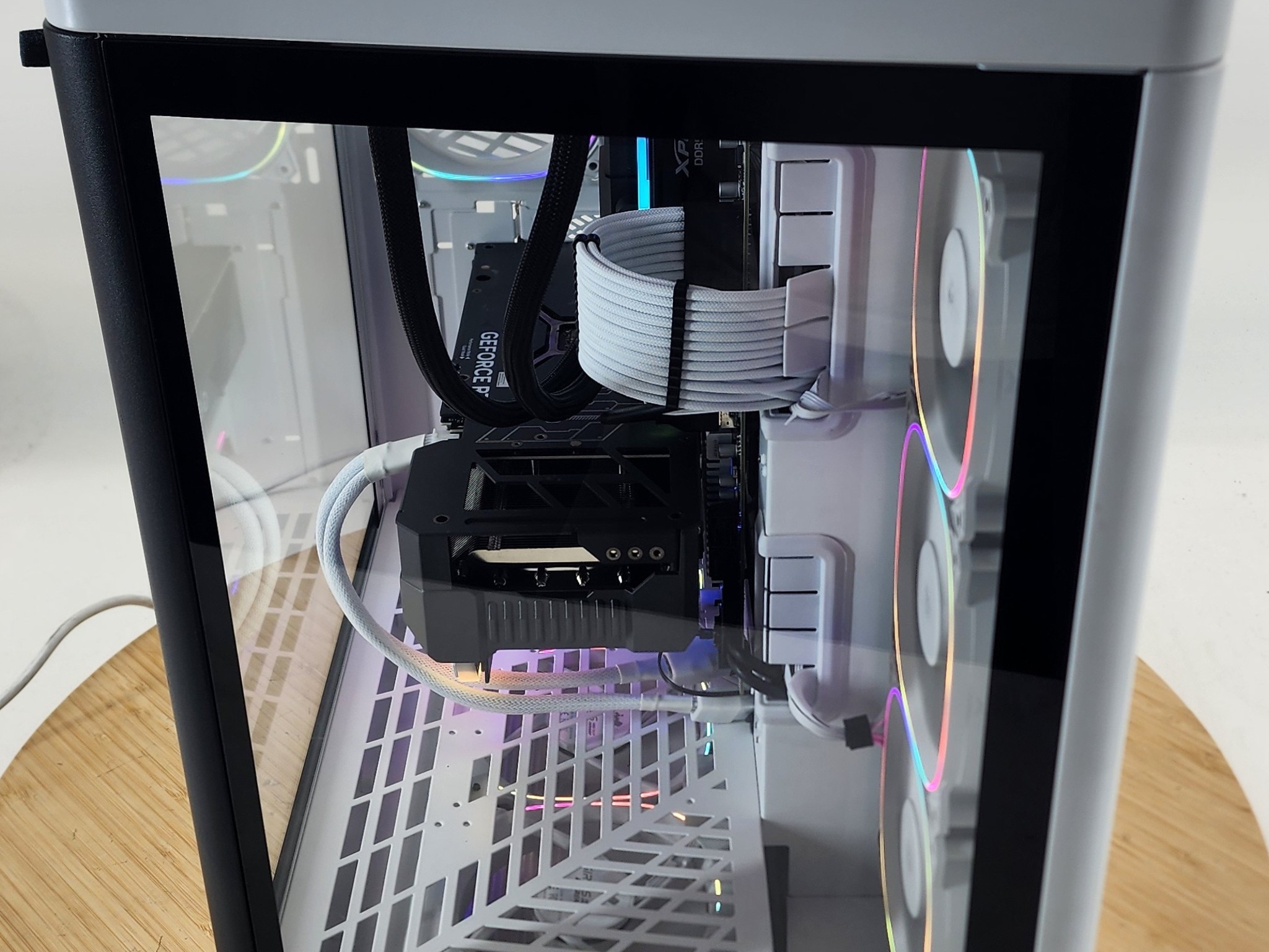 Gaming PC Ryzen 7 7800X3D 32GB RAM 1TB SSD RTX 4070 Ti 12GB Windows 11 PC