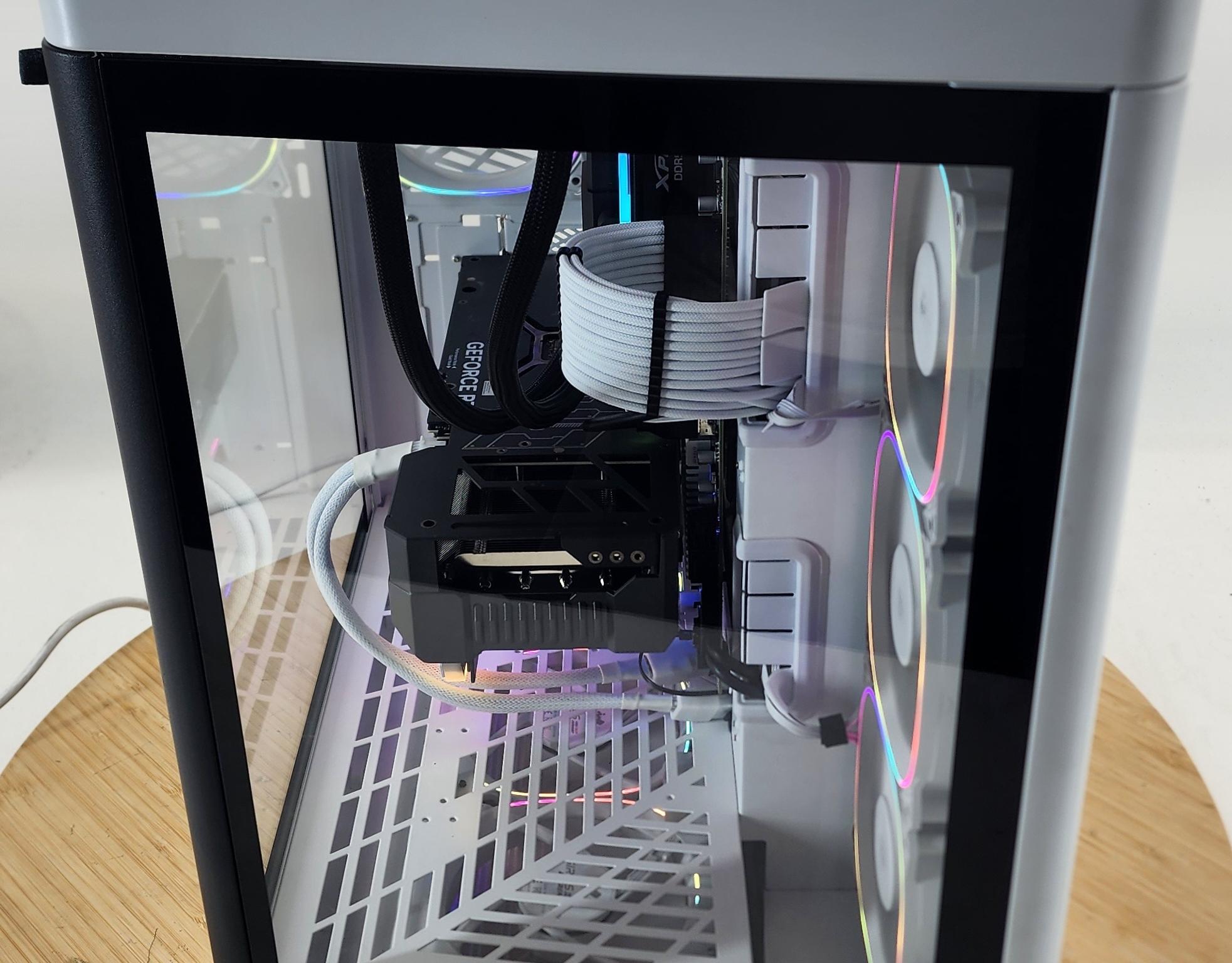 Gaming PC Ryzen 7 7800X3D 32GB RAM 1TB SSD RTX 4070 Ti 12GB Windows 11 PC