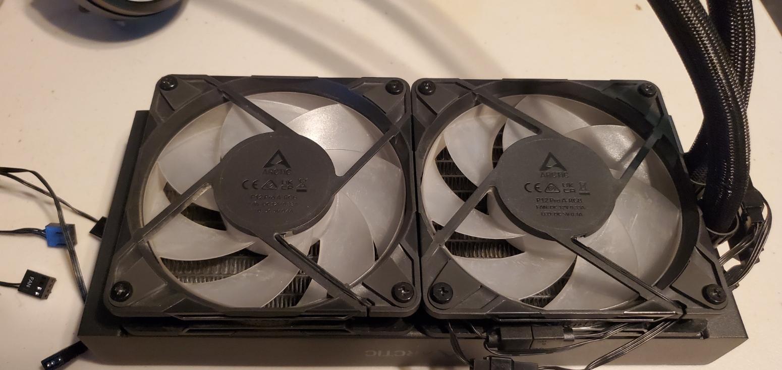 ARCTIC Liquid Freezer III 240 ARGB AIO CPU Cooler