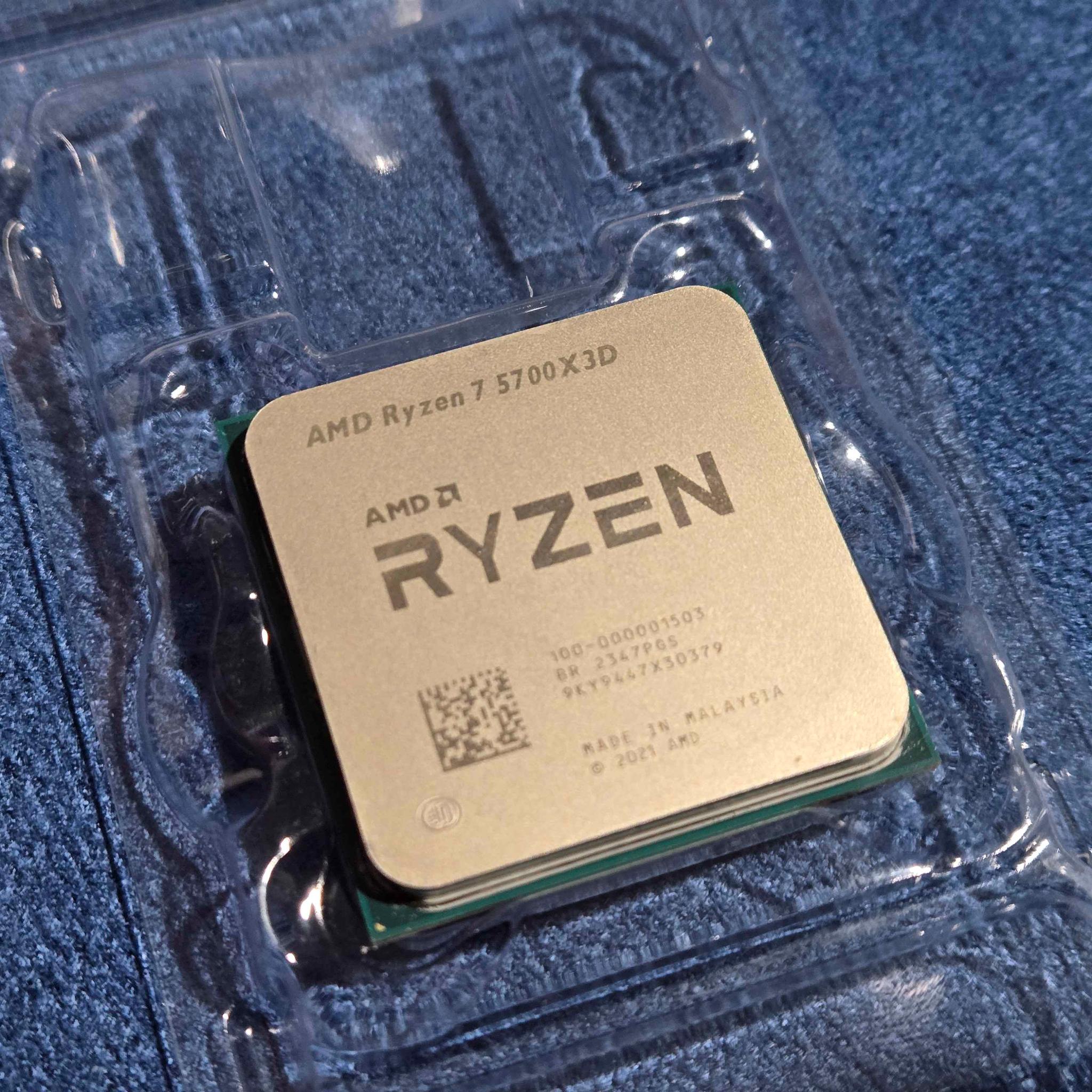 AMD Ryzen 7 5700X3D - Complete In Box